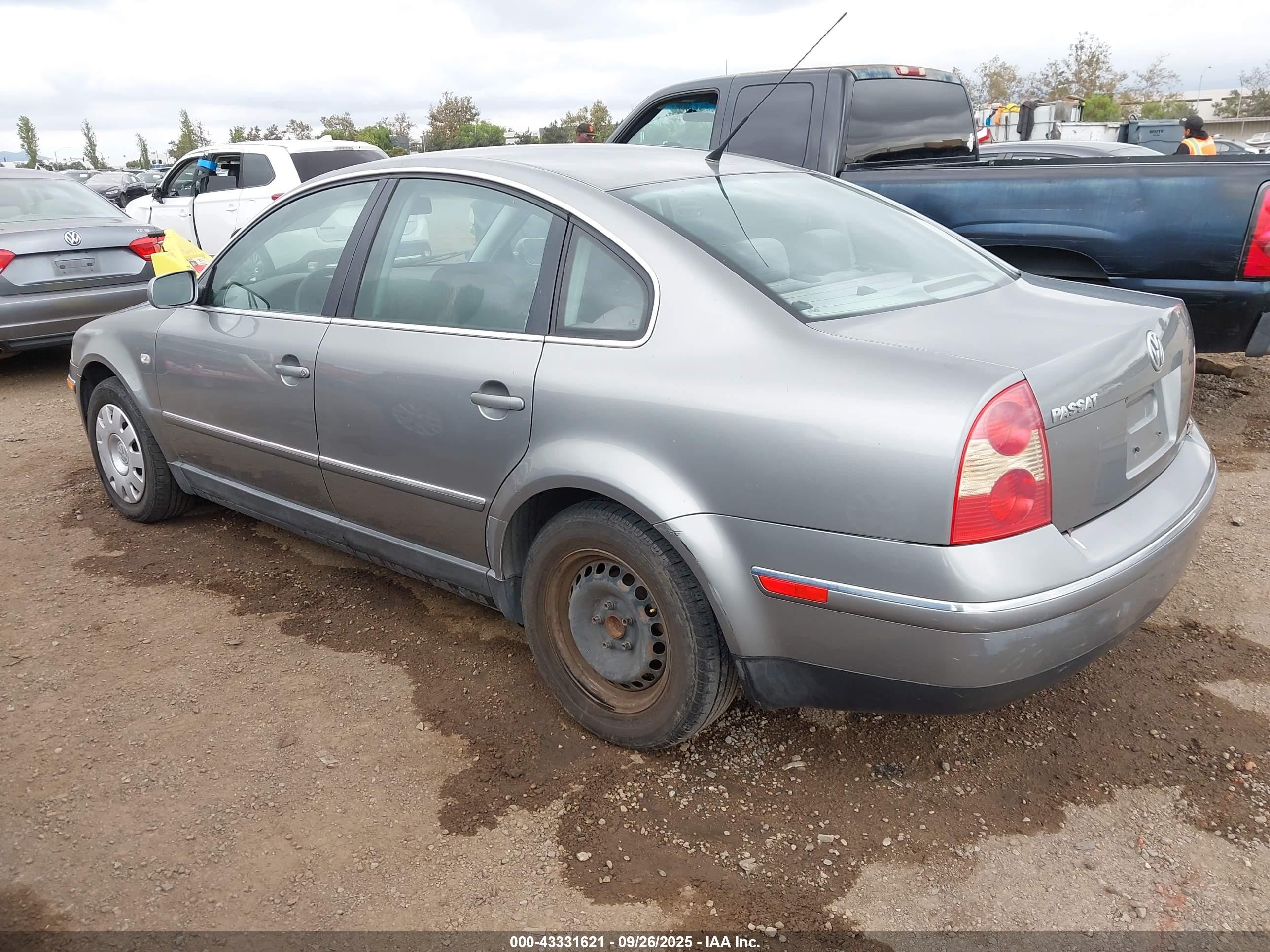2002 Volkswagen Passat Gls Gray vin: WVWPD63B32P307630