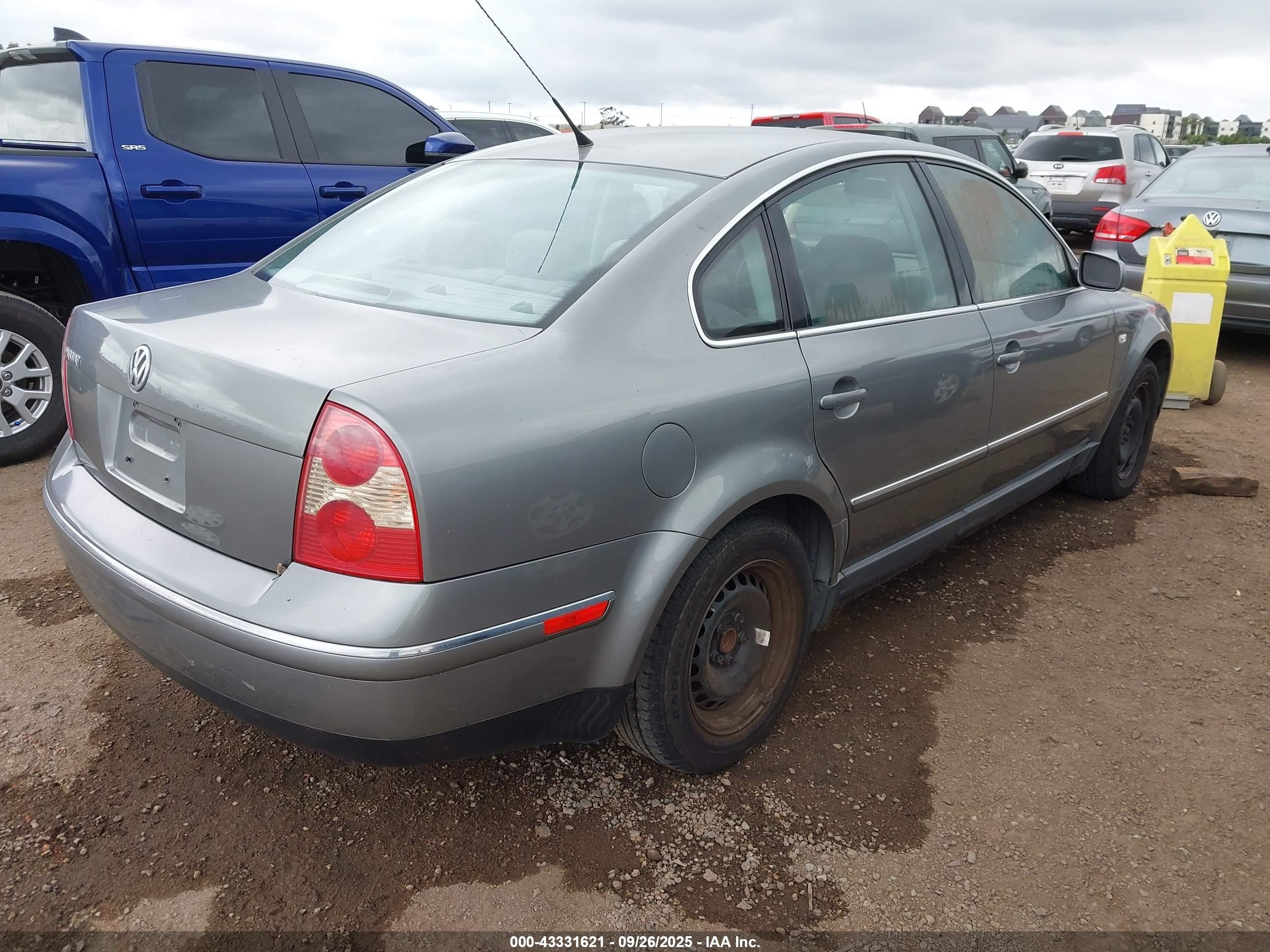 2002 Volkswagen Passat Gls Gray vin: WVWPD63B32P307630