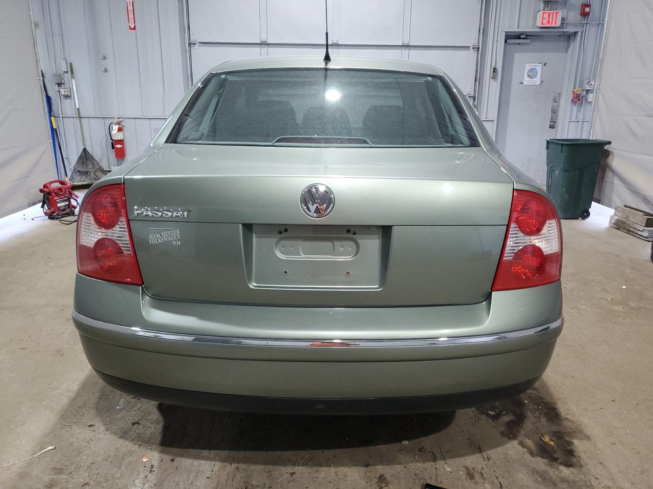 2004 Volkswagen Passat Gls Зеленый vin: WVWPD63B34E069941