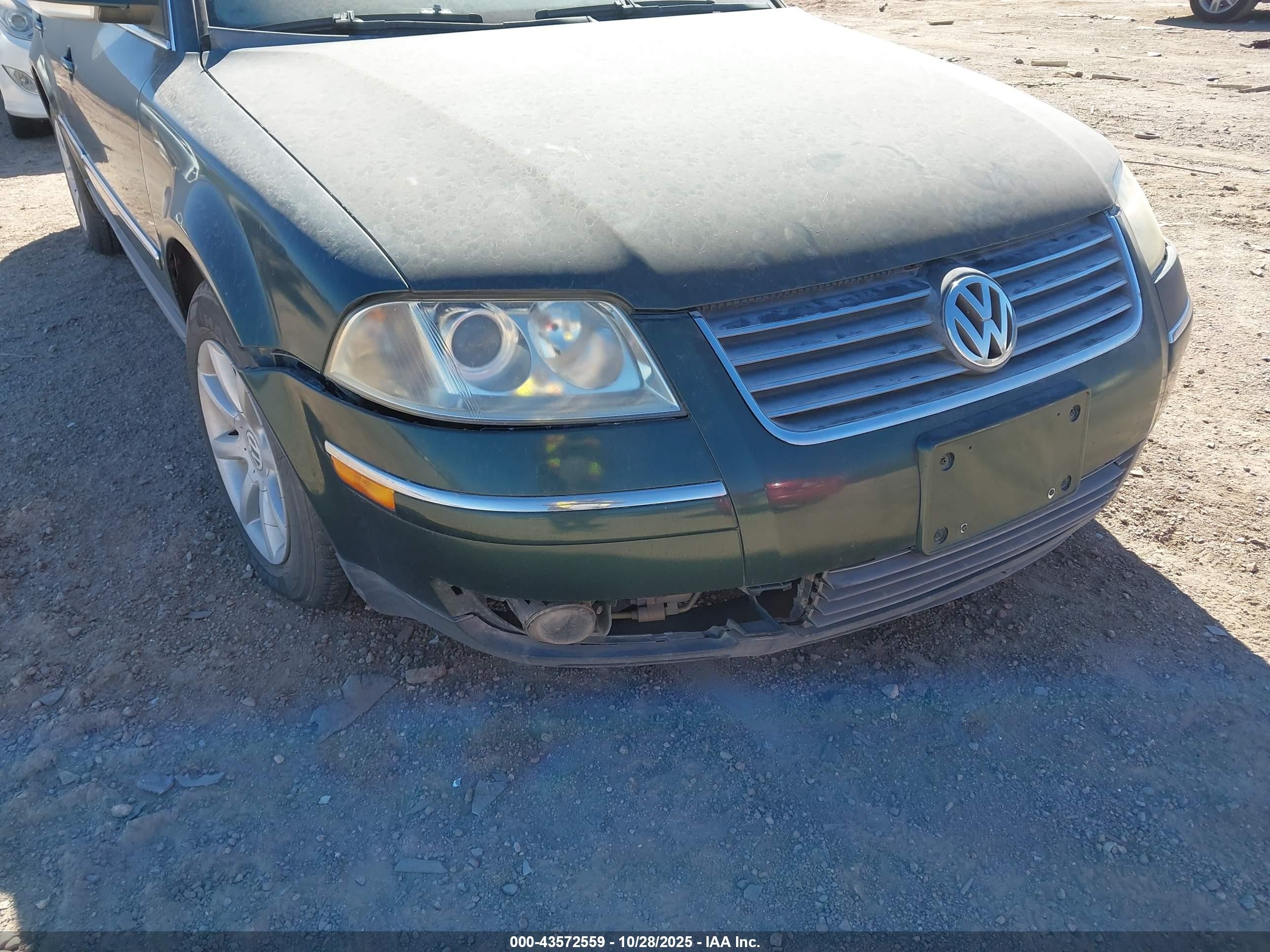 2004 Volkswagen Passat Gls Green vin: WVWPD63B34E297101