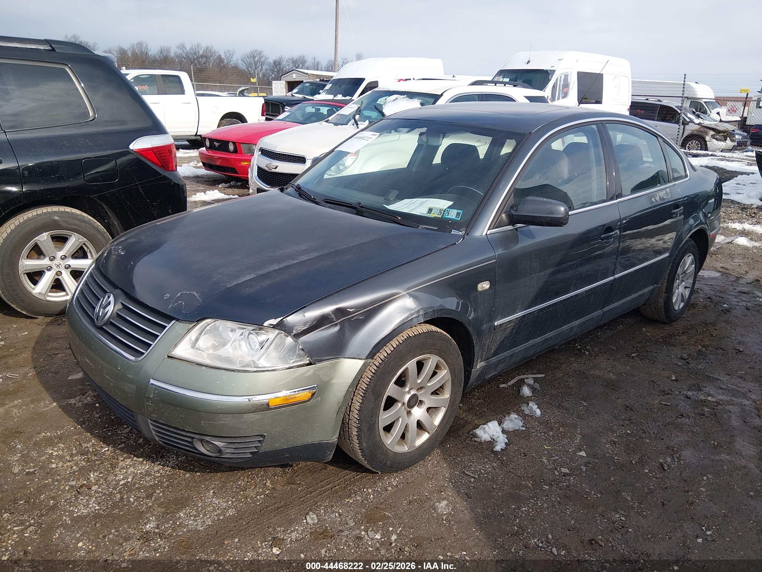 2002 Volkswagen Passat Gls Blue vin: WVWPD63B42P356366