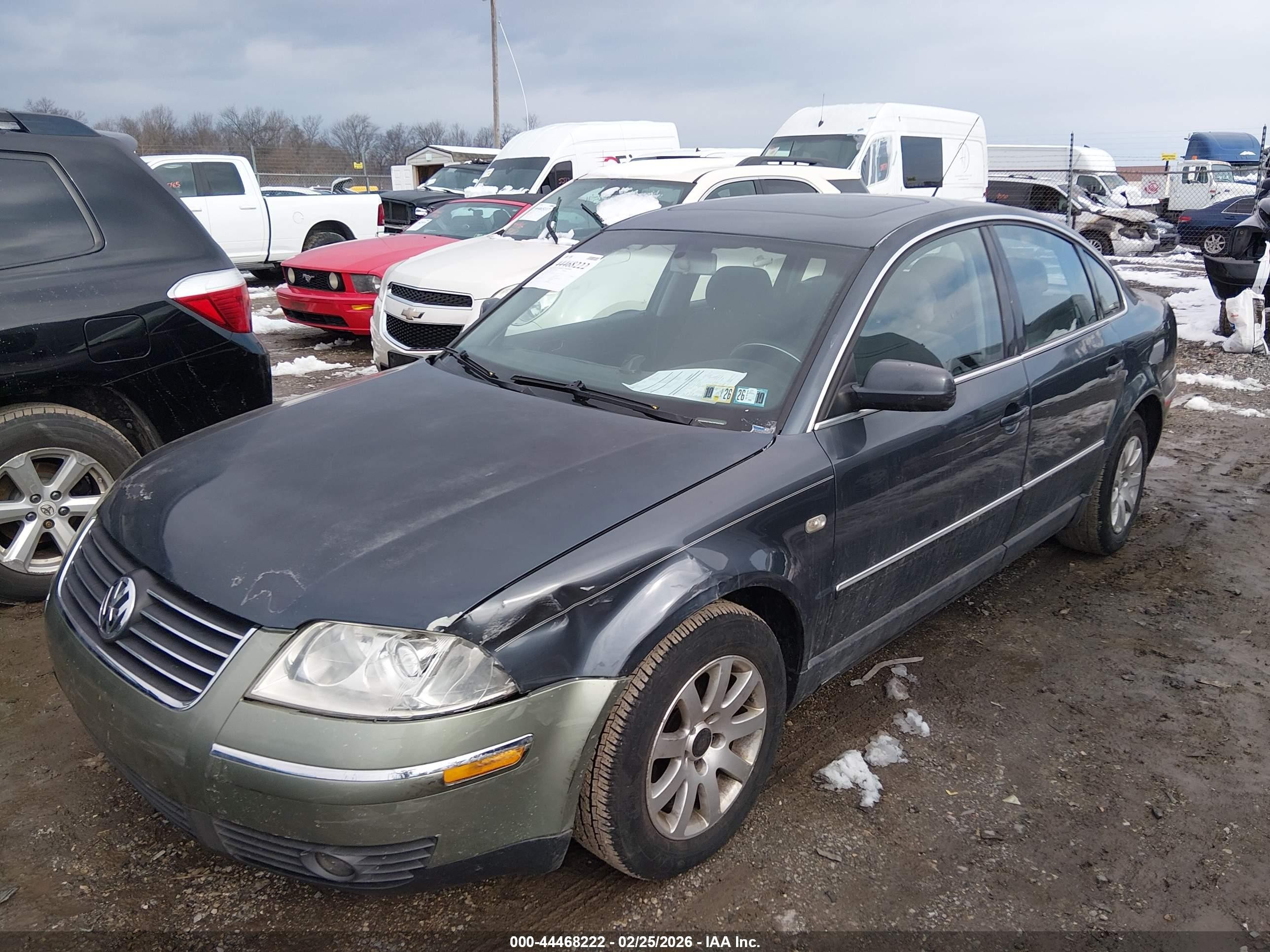 2002 Volkswagen Passat Gls Blue vin: WVWPD63B42P356366