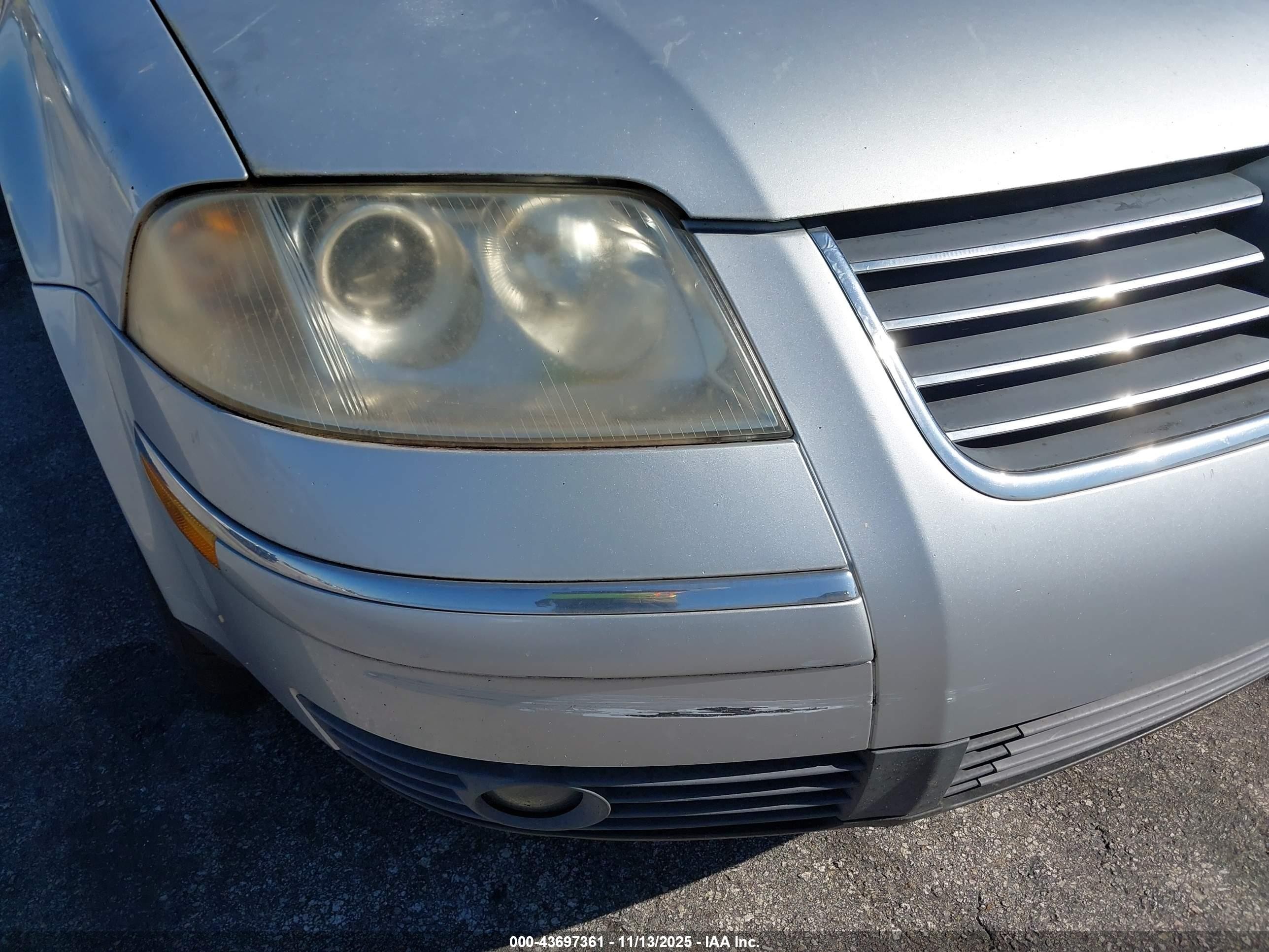 2002 Volkswagen Passat Gls Silver vin: WVWPD63B42P356464
