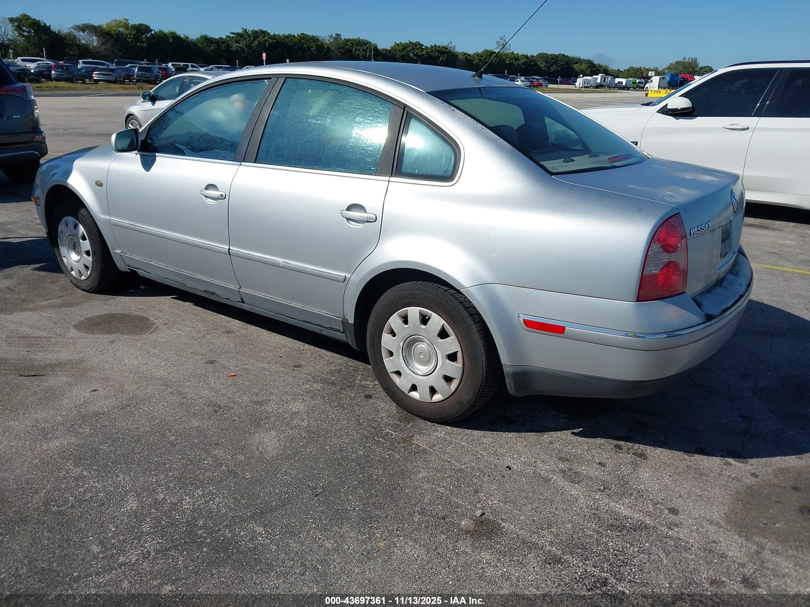 2002 Volkswagen Passat Gls Silver vin: WVWPD63B42P356464