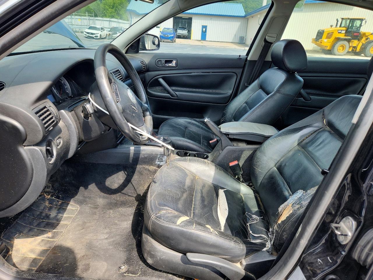 2004 Volkswagen Passat Gls Black vin: WVWPD63B44E089518