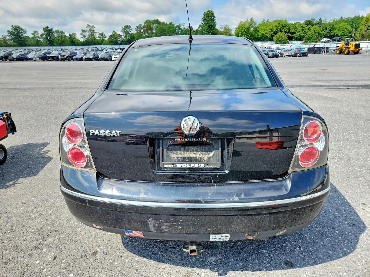 2004 Volkswagen Passat Gls Black vin: WVWPD63B44E089518