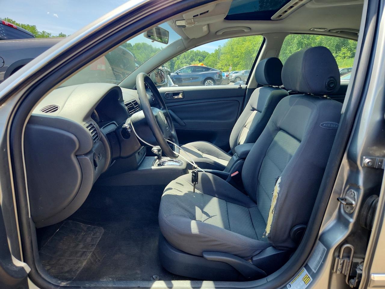 2004 Volkswagen Passat Gls Gray vin: WVWPD63B44E296586