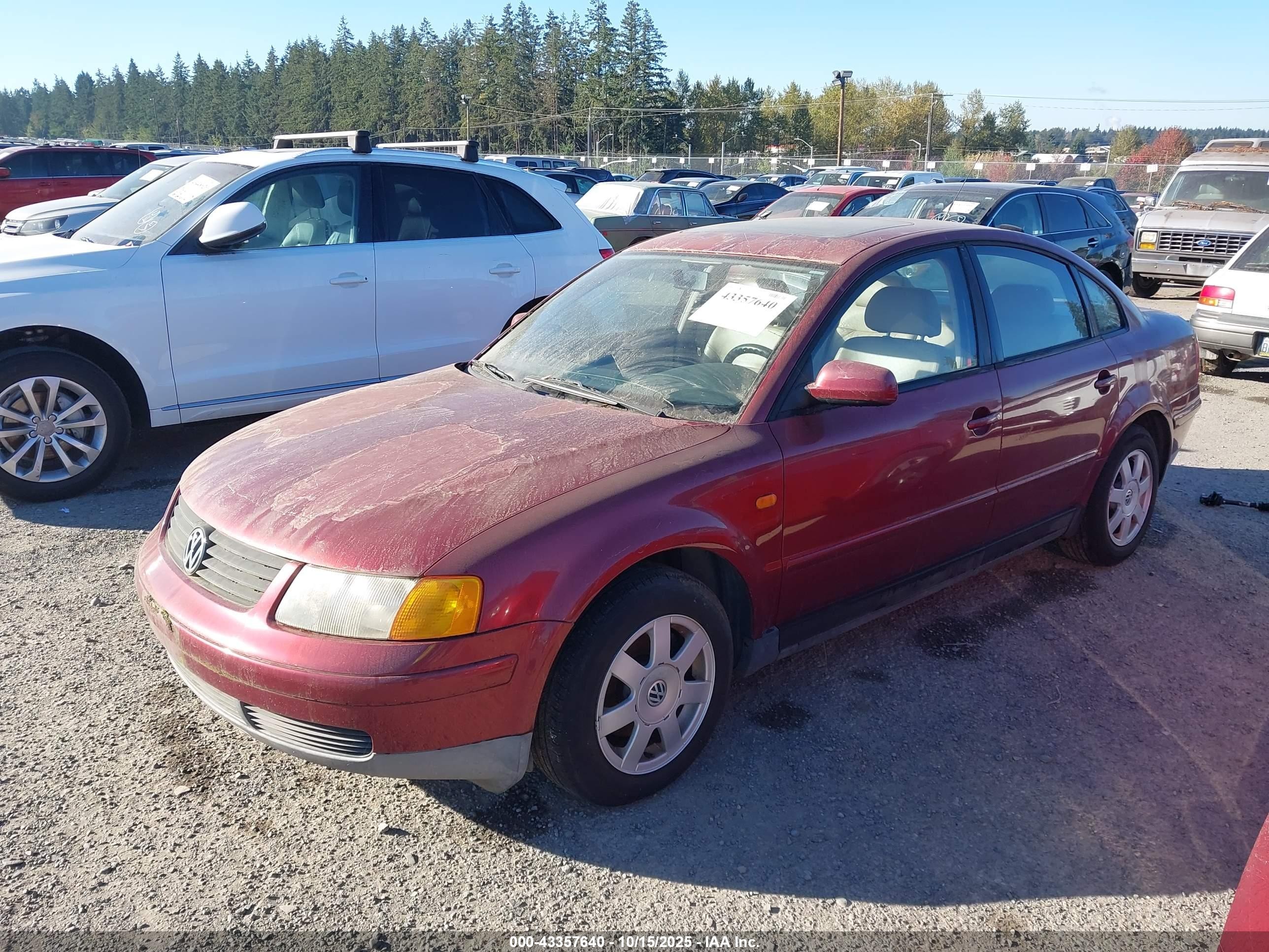 1998 Volkswagen Passat Glx Red vin: WVWPD63B4WE301191