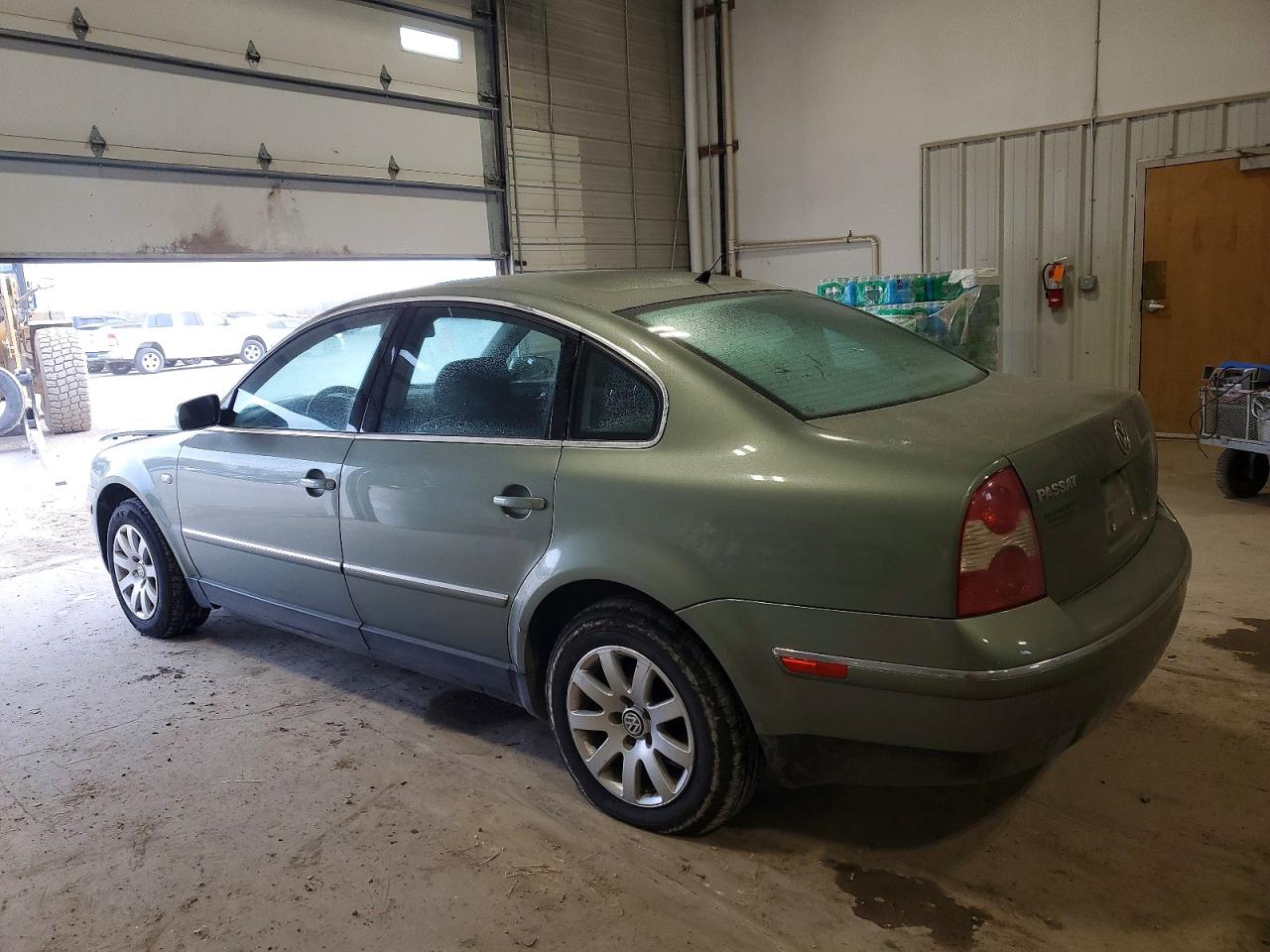 2001 Volkswagen Passat Gls Green vin: WVWPD63B51P069505