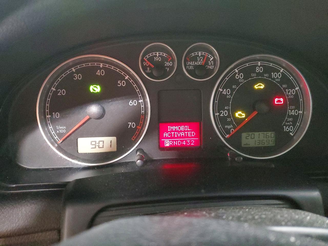 2001 Volkswagen Passat Gls Green vin: WVWPD63B51P069505