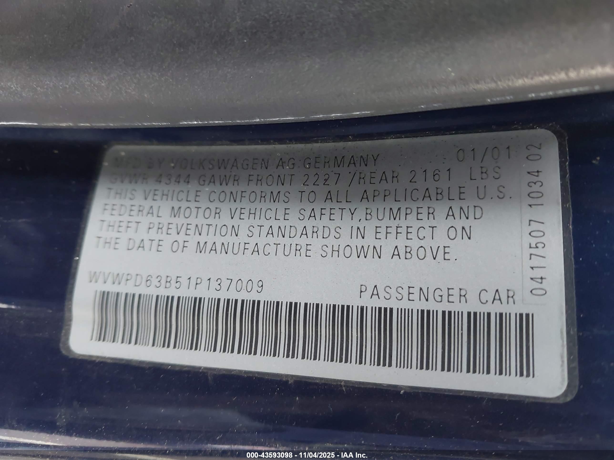 2001 Volkswagen Passat Gls Blue vin: WVWPD63B51P137009