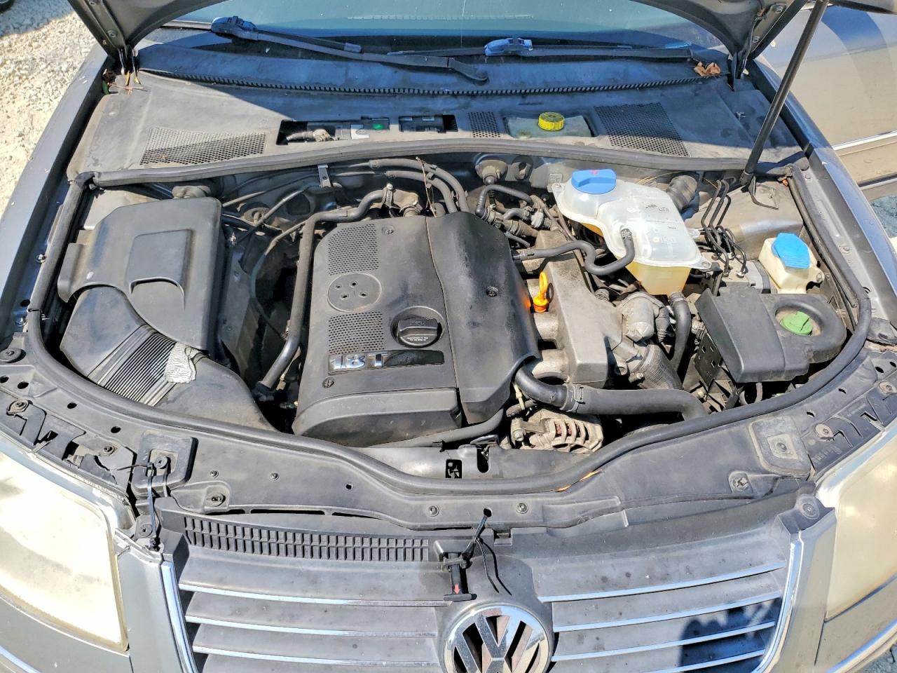2002 Volkswagen Passat Gls Silver vin: WVWPD63B52P350995
