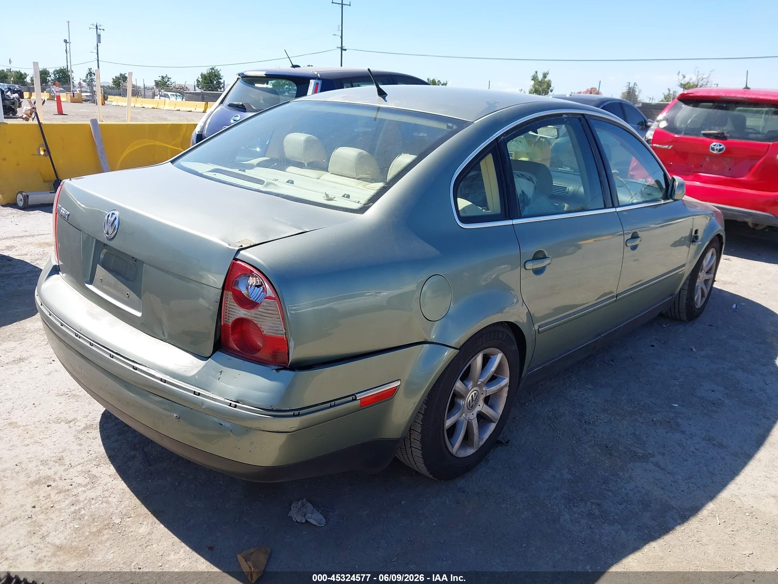 2004 Volkswagen Passat Gls Зеленый vin: WVWPD63B54P097034