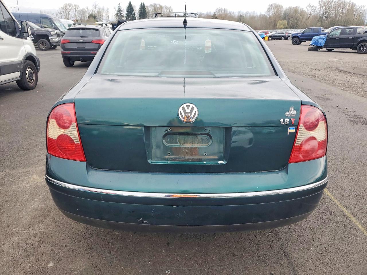 2001 Volkswagen Passat Gls Green vin: WVWPD63B61P198451