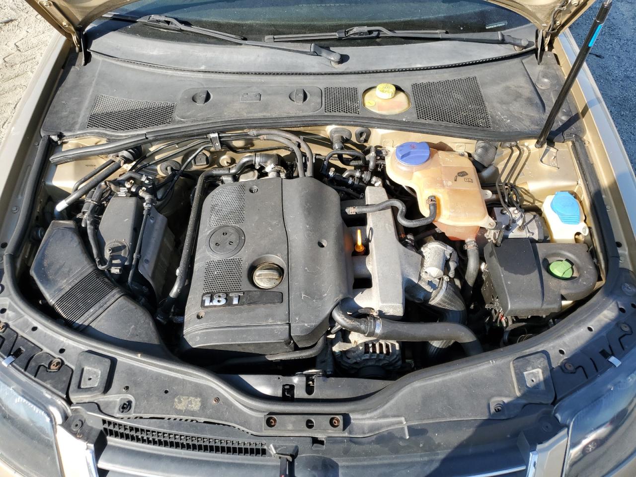 2001 Volkswagen Passat Gls Gold vin: WVWPD63B61P296234