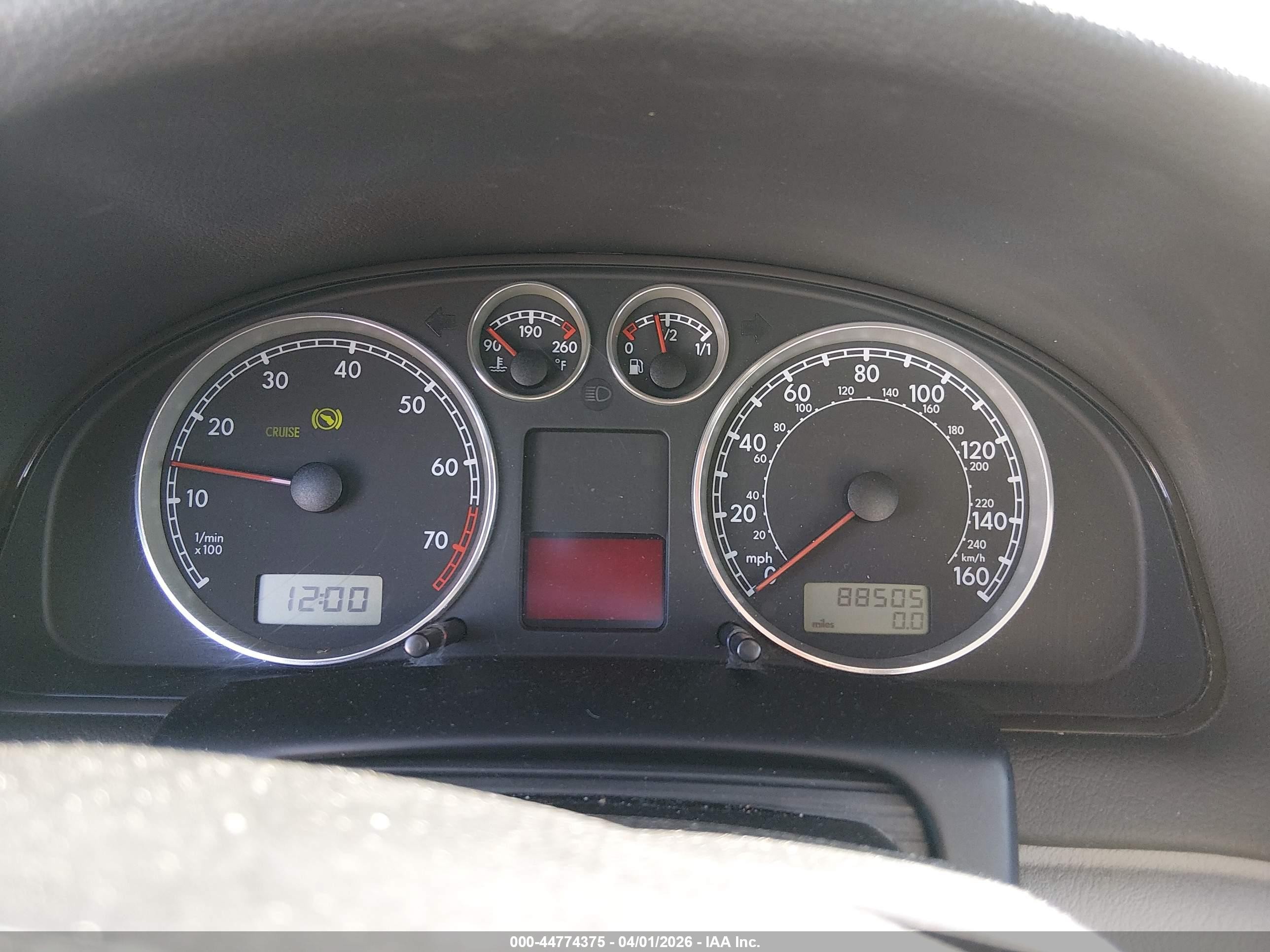 2002 Volkswagen Passat Gls Silver vin: WVWPD63B62P352979
