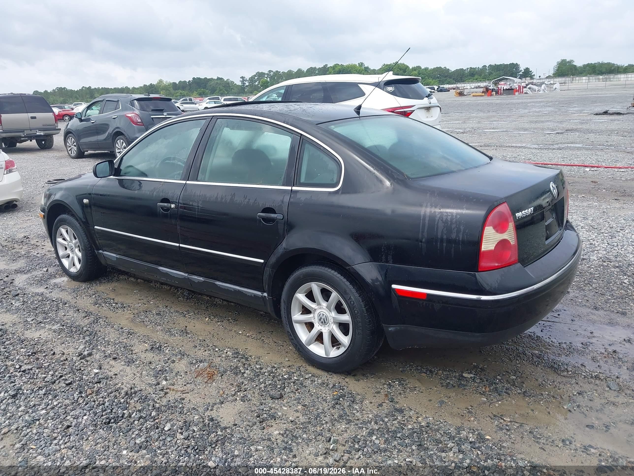 2004 Volkswagen Passat Gls Black vin: WVWPD63B64E036772