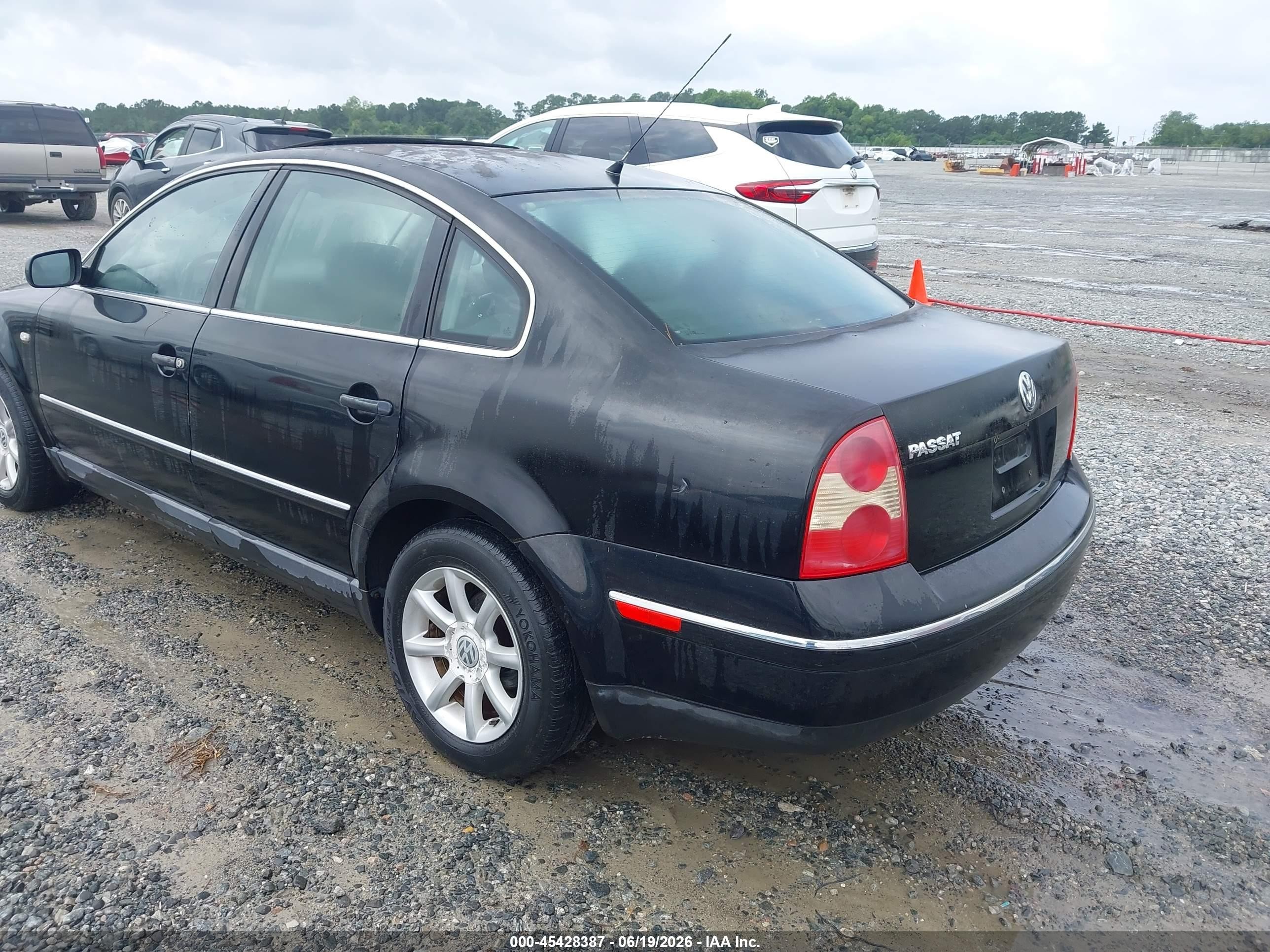 2004 Volkswagen Passat Gls Black vin: WVWPD63B64E036772