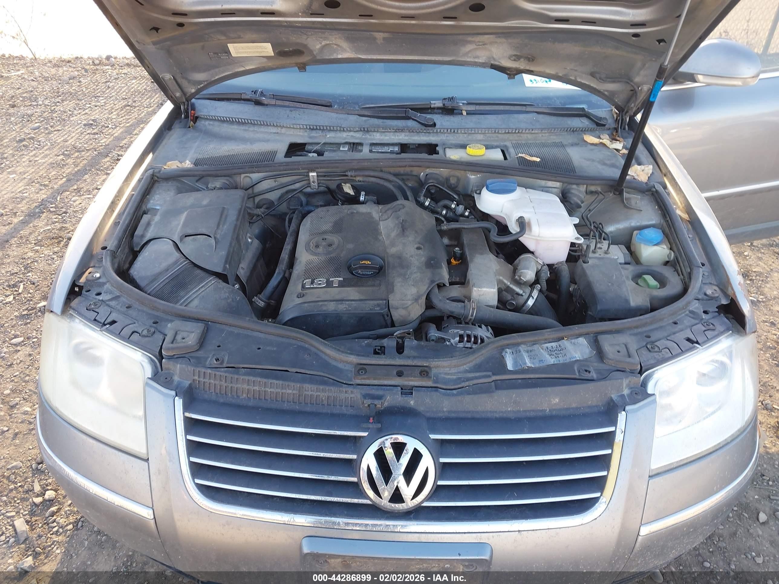 2004 Volkswagen Passat Gls Серебряный vin: WVWPD63B64E268885