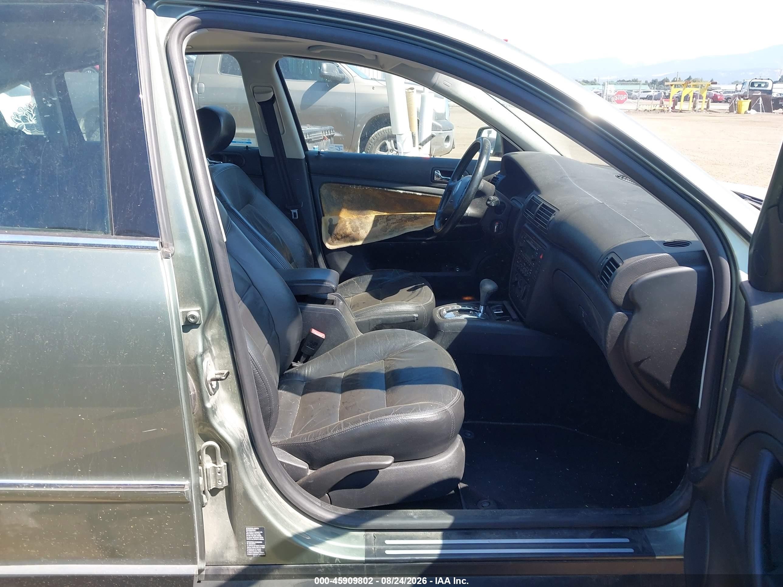 2004 Volkswagen Passat Gls Green vin: WVWPD63B64P091470