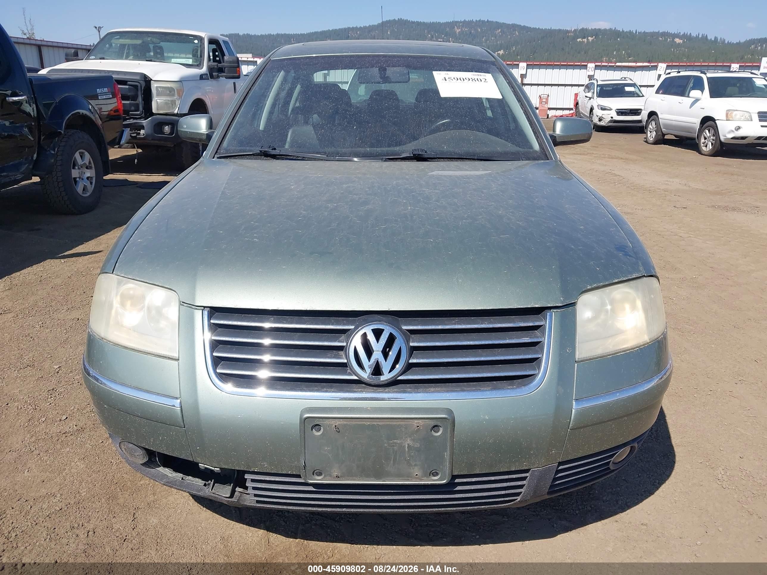 2004 Volkswagen Passat Gls Green vin: WVWPD63B64P091470
