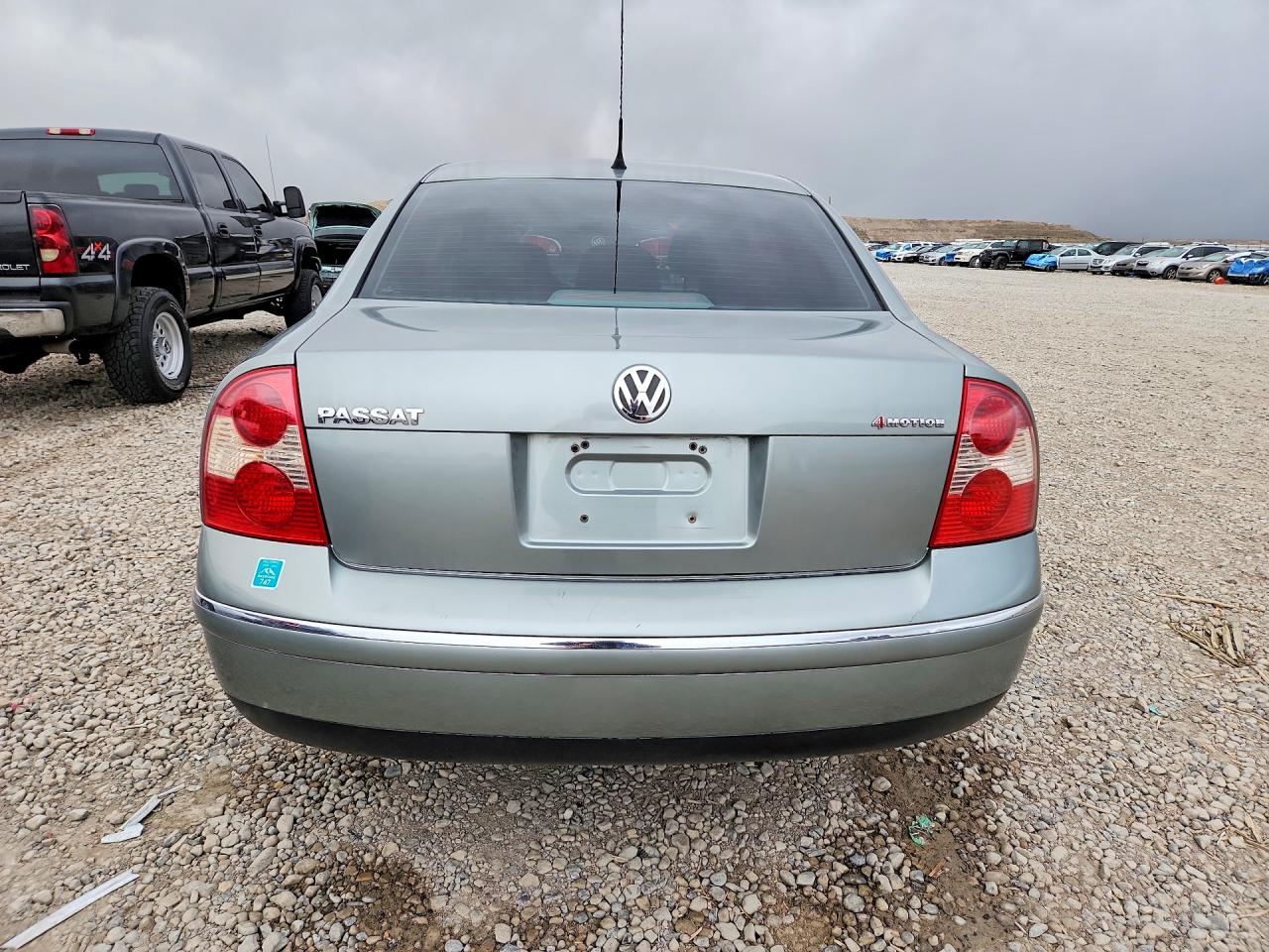2004 Volkswagen Passat Gls Silver vin: WVWPD63B64P324389