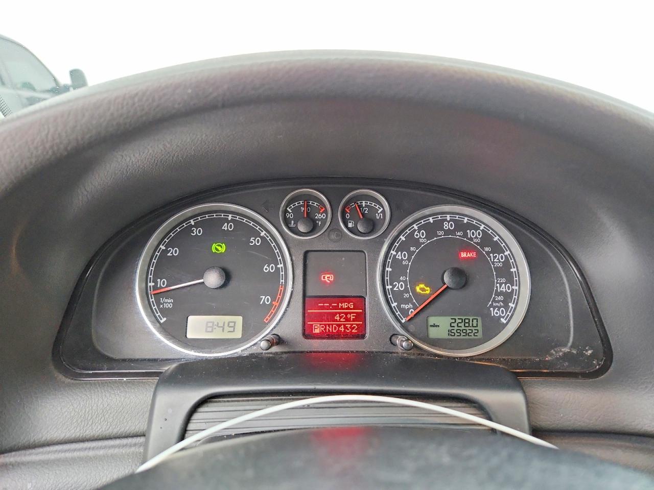 2004 Volkswagen Passat Gls Silver vin: WVWPD63B64P324389