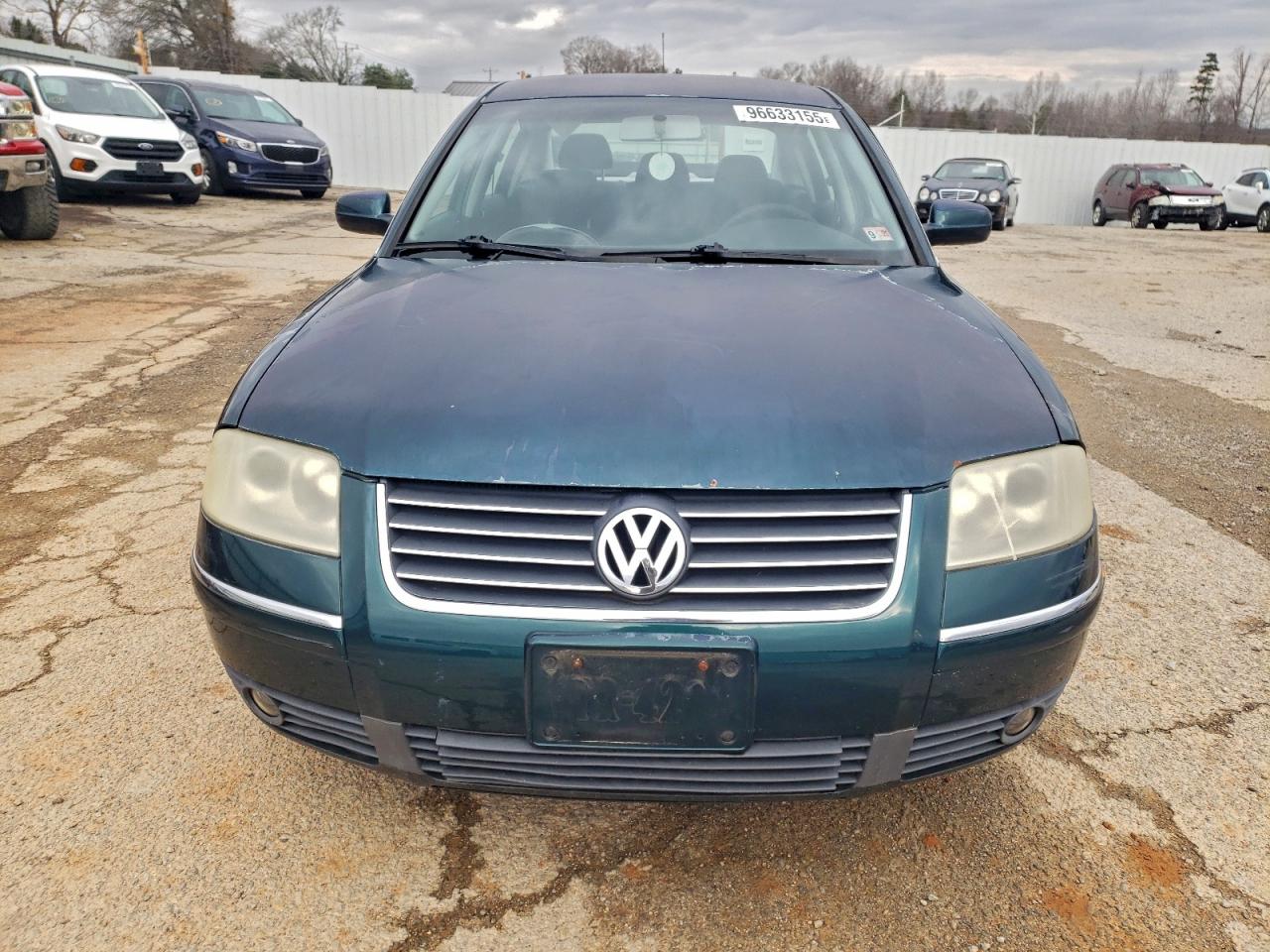 2002 Volkswagen Passat Gls Green vin: WVWPD63B72P344664