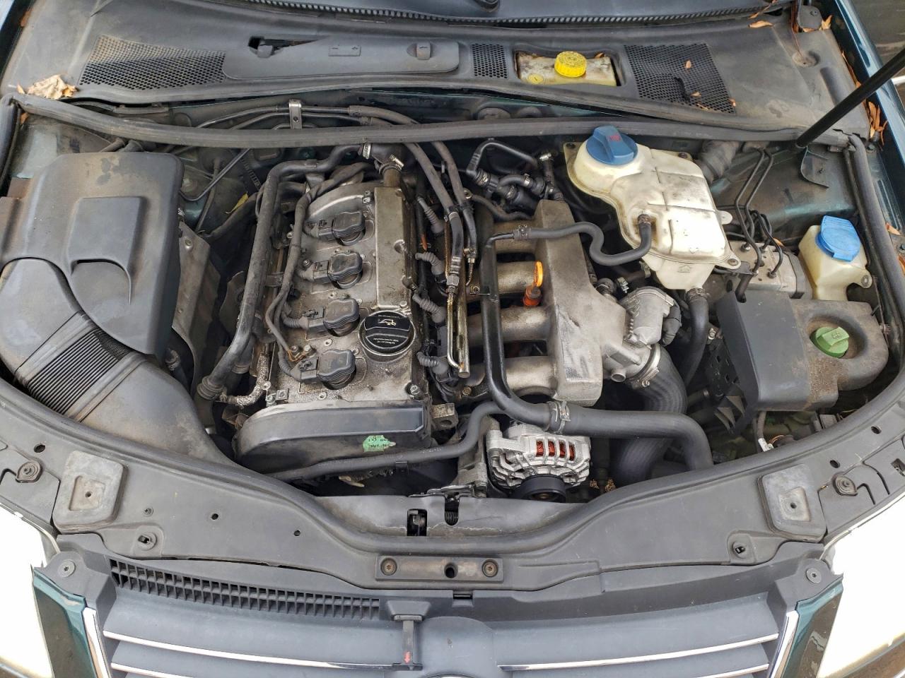 2002 Volkswagen Passat Gls Green vin: WVWPD63B72P344664