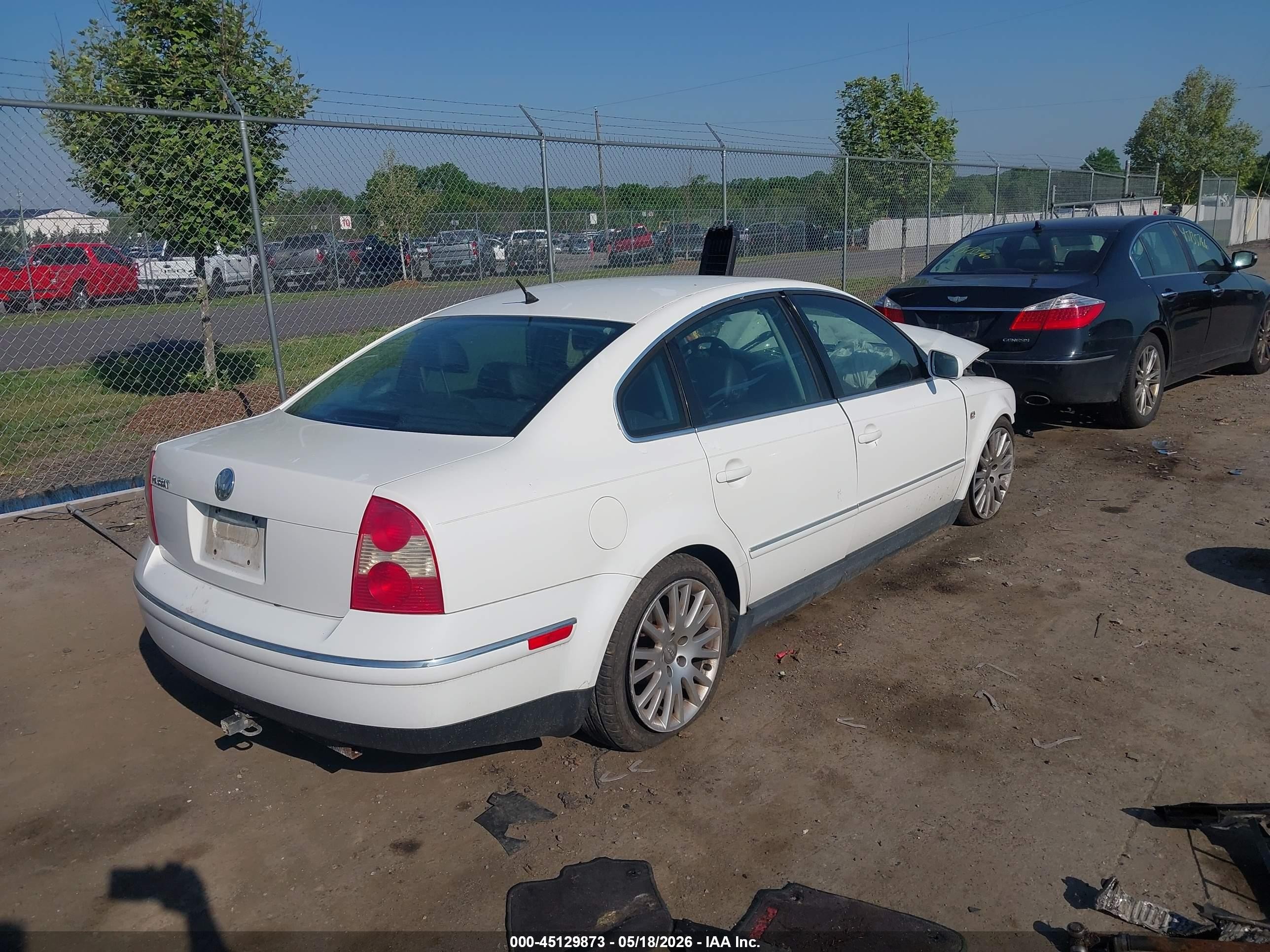2003 Volkswagen Passat Gls White vin: WVWPD63B73P247594