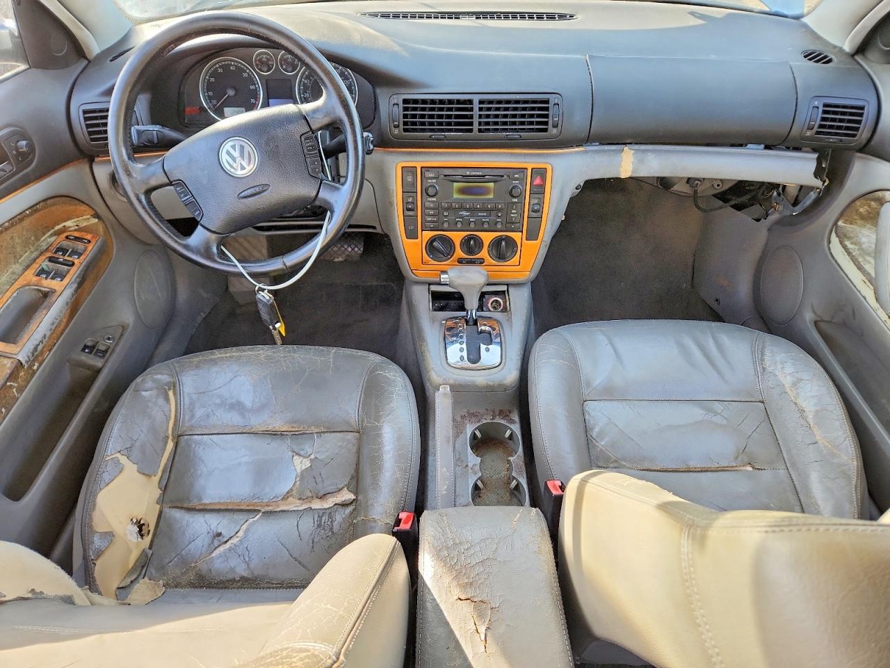 2004 Volkswagen Passat Gls Серебряный vin: WVWPD63B74P101990