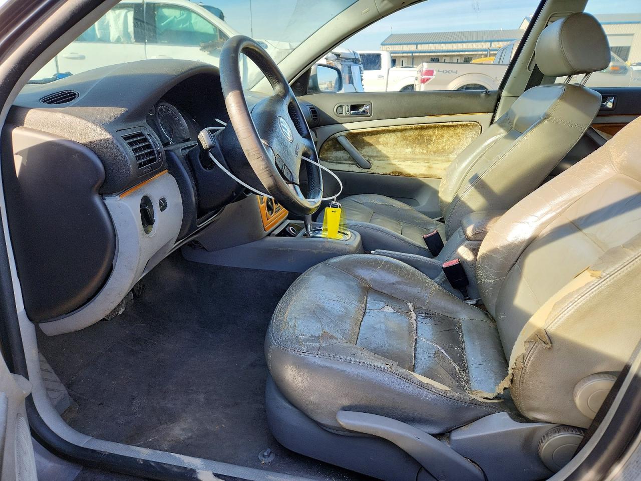 2004 Volkswagen Passat Gls Серебряный vin: WVWPD63B74P101990