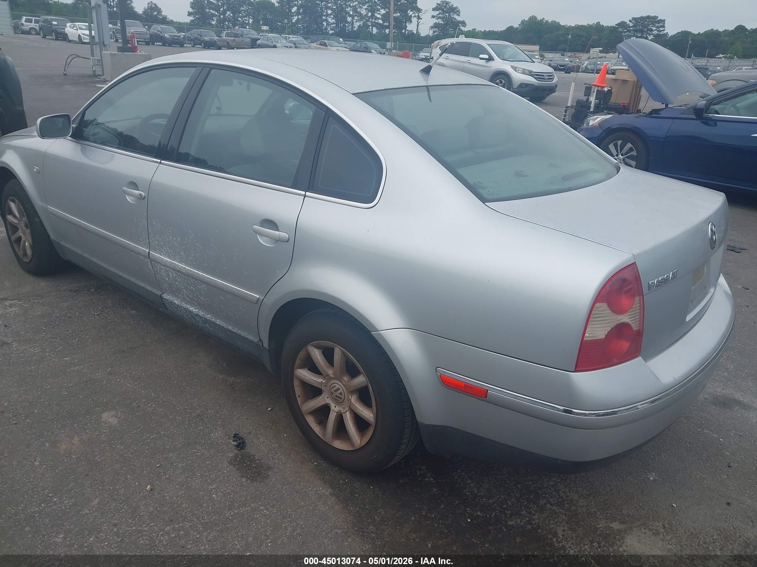 2004 Volkswagen Passat Gls Silver vin: WVWPD63B84P143570