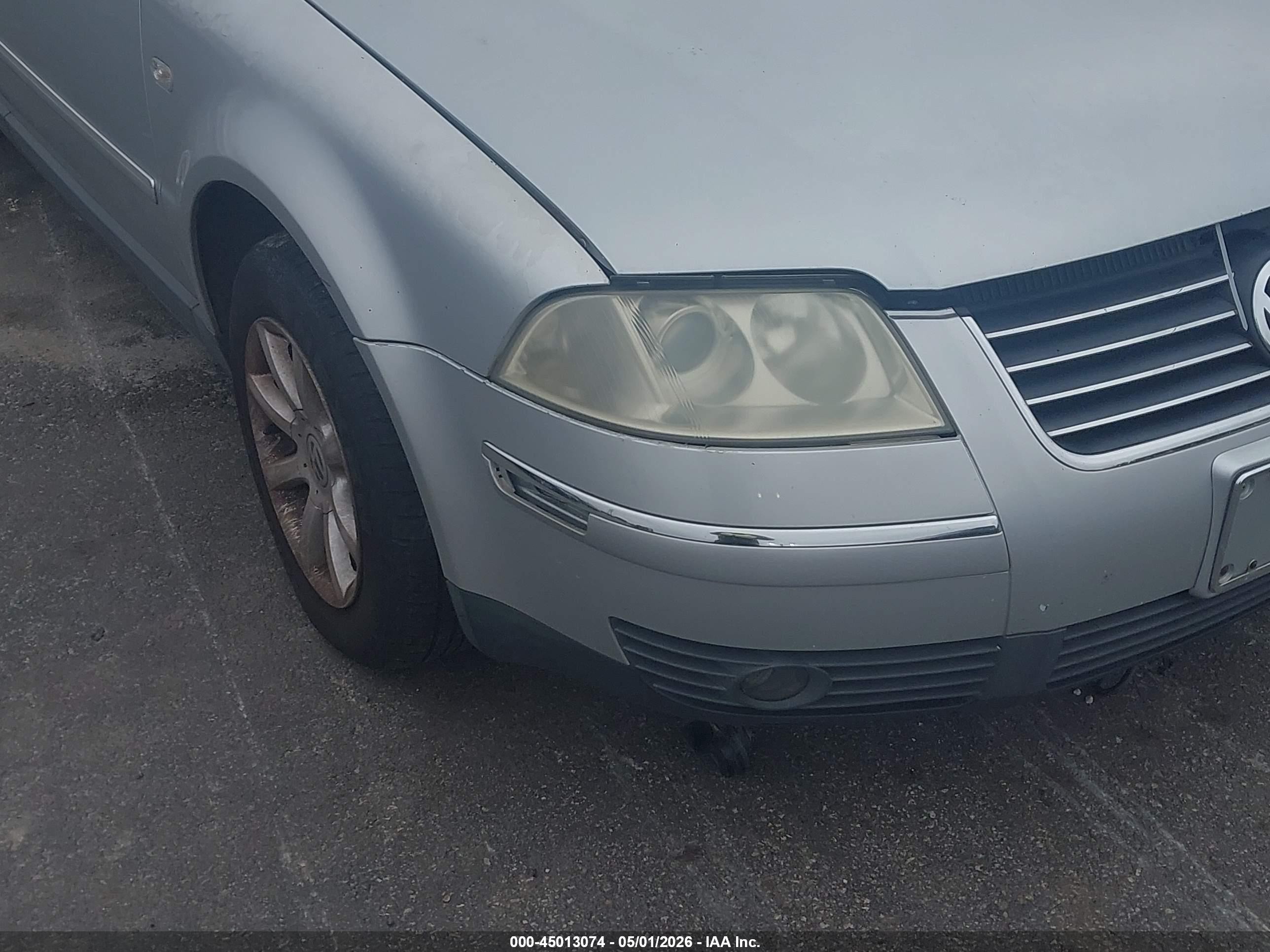 2004 Volkswagen Passat Gls Silver vin: WVWPD63B84P143570