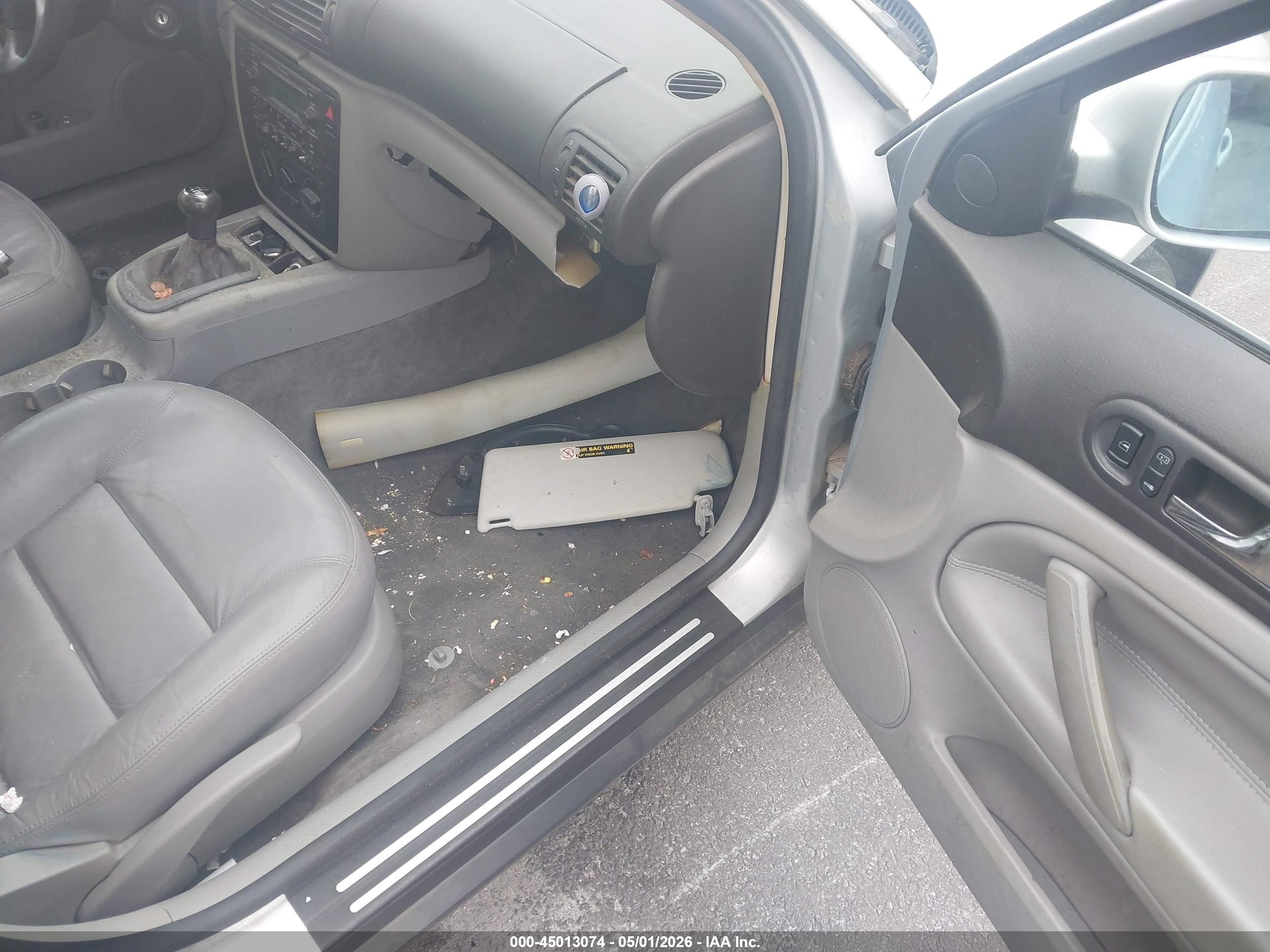 2004 Volkswagen Passat Gls Silver vin: WVWPD63B84P143570