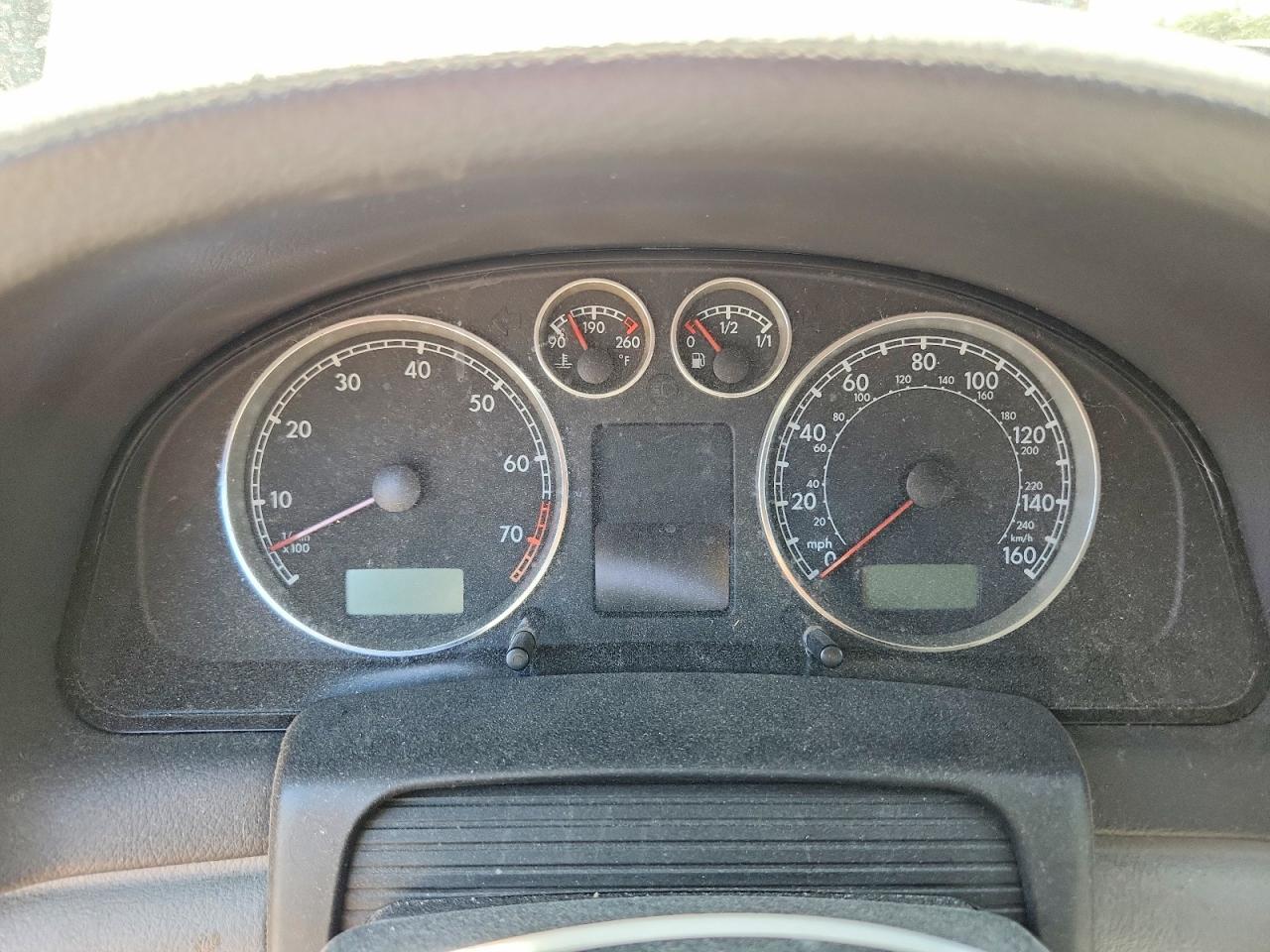 2004 Volkswagen Passat Gls Silver vin: WVWPD63B84P197211