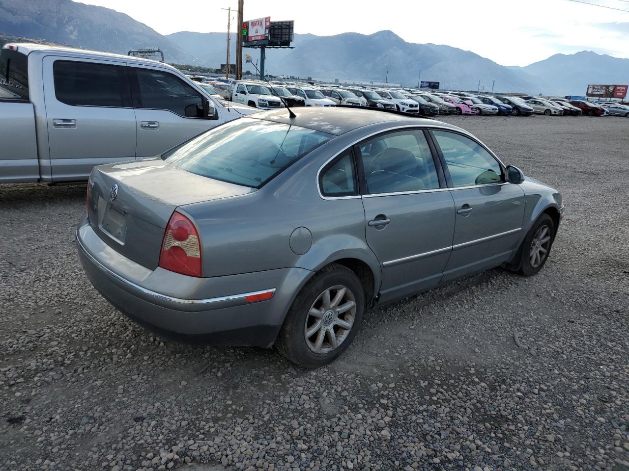 2004 Volkswagen Passat Gls Gray vin: WVWPD63B84P200382