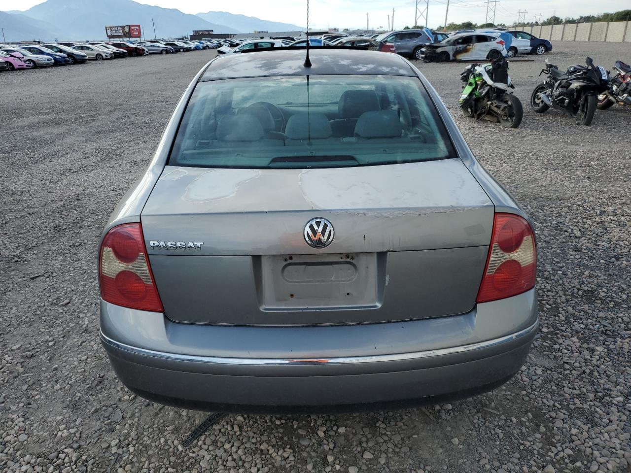 2004 Volkswagen Passat Gls Gray vin: WVWPD63B84P200382