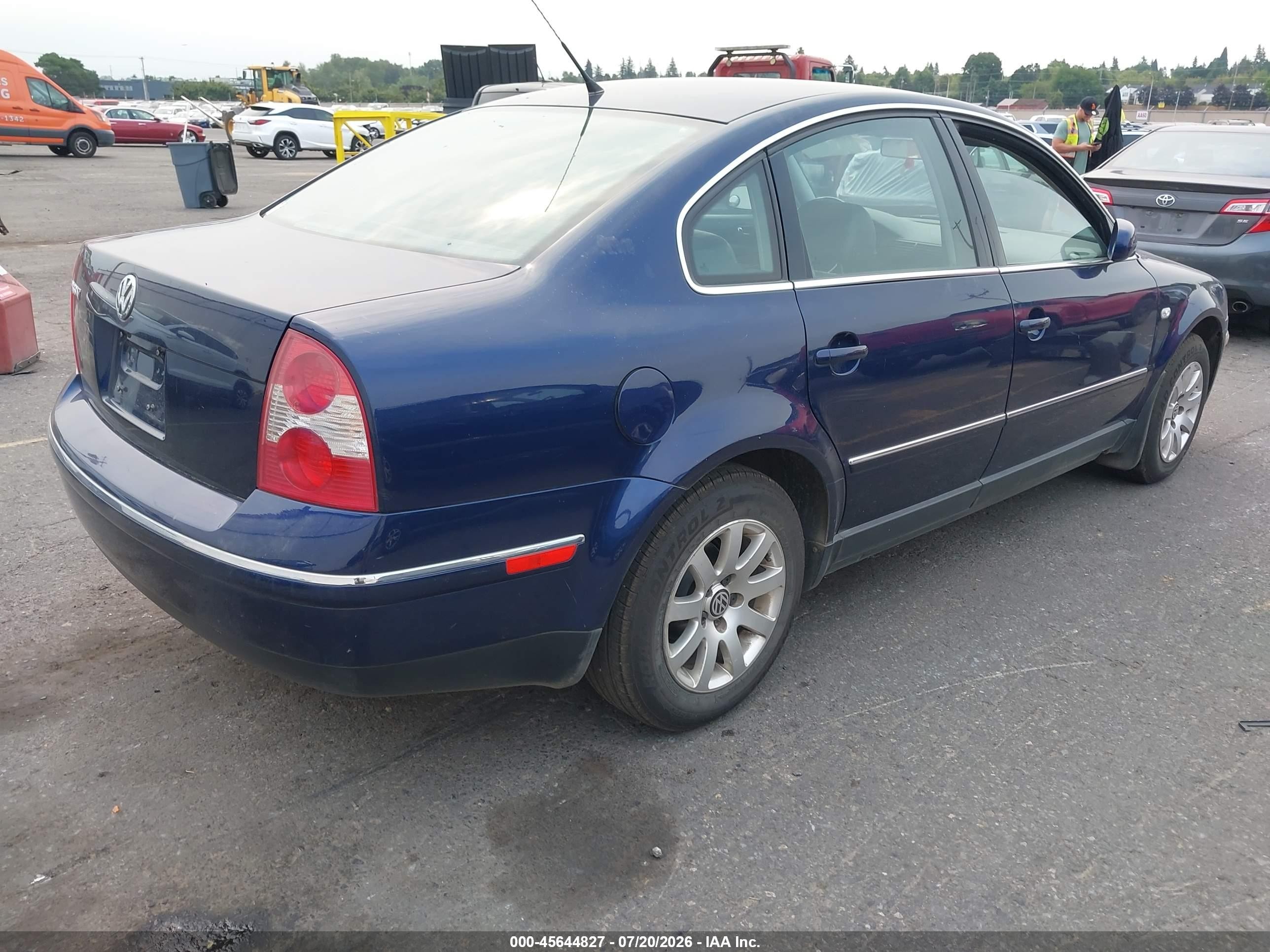 2001 Volkswagen Passat Gls Blue vin: WVWPD63B91P140947