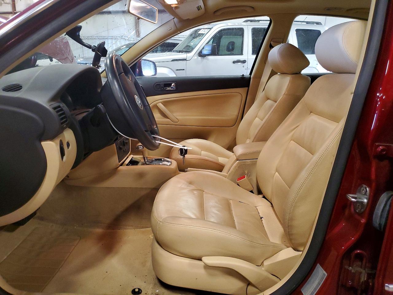 2002 Volkswagen Passat Gls Burgundy vin: WVWPD63B92P304957