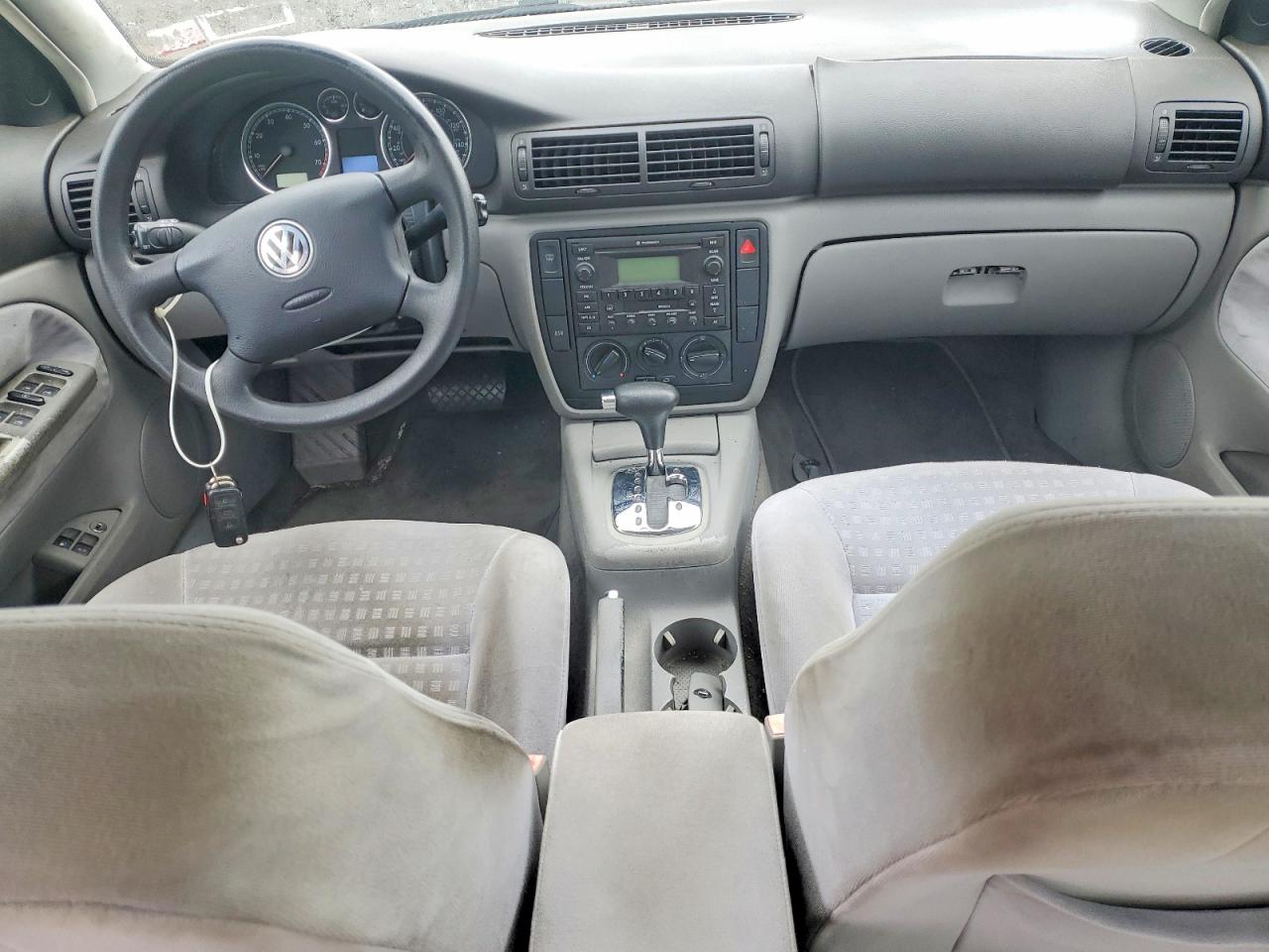 2002 Volkswagen Passat Gls Gray vin: WVWPD63B92P368223