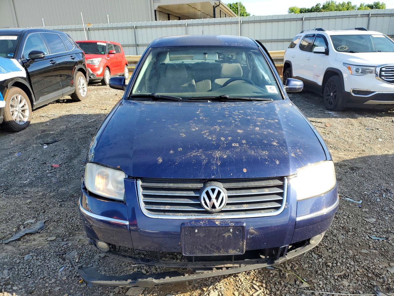 2002 Volkswagen Passat Gls Blue vin: WVWPD63B92P435158