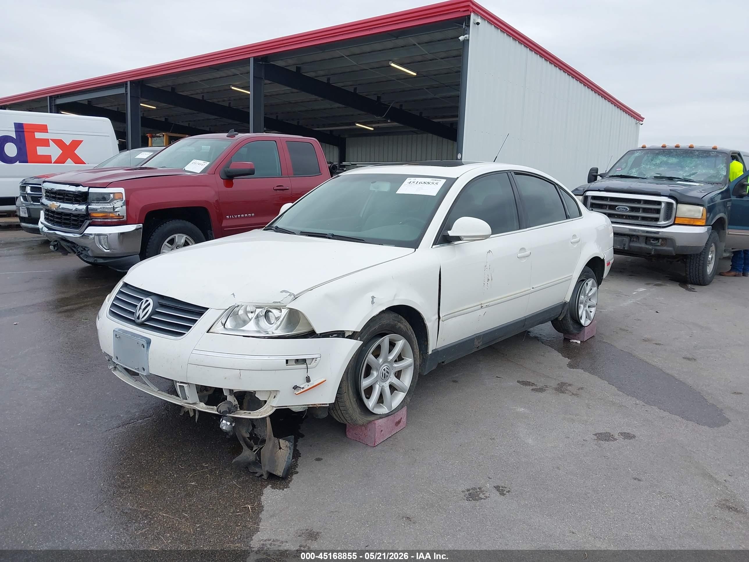 2004 Volkswagen Passat Gls White vin: WVWPD63B94E287575