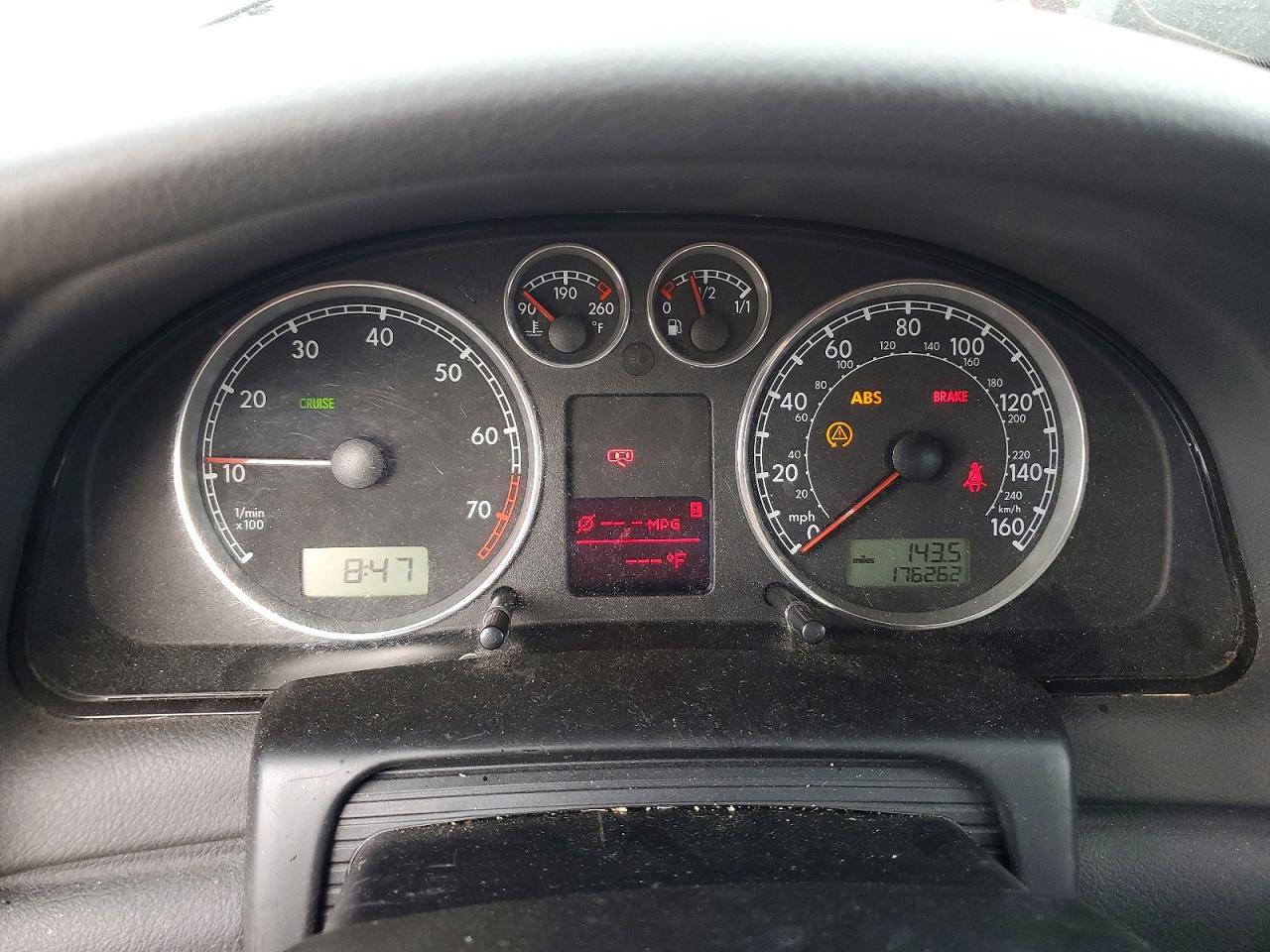 2004 Volkswagen Passat Gls Blue vin: WVWPD63B94E347001