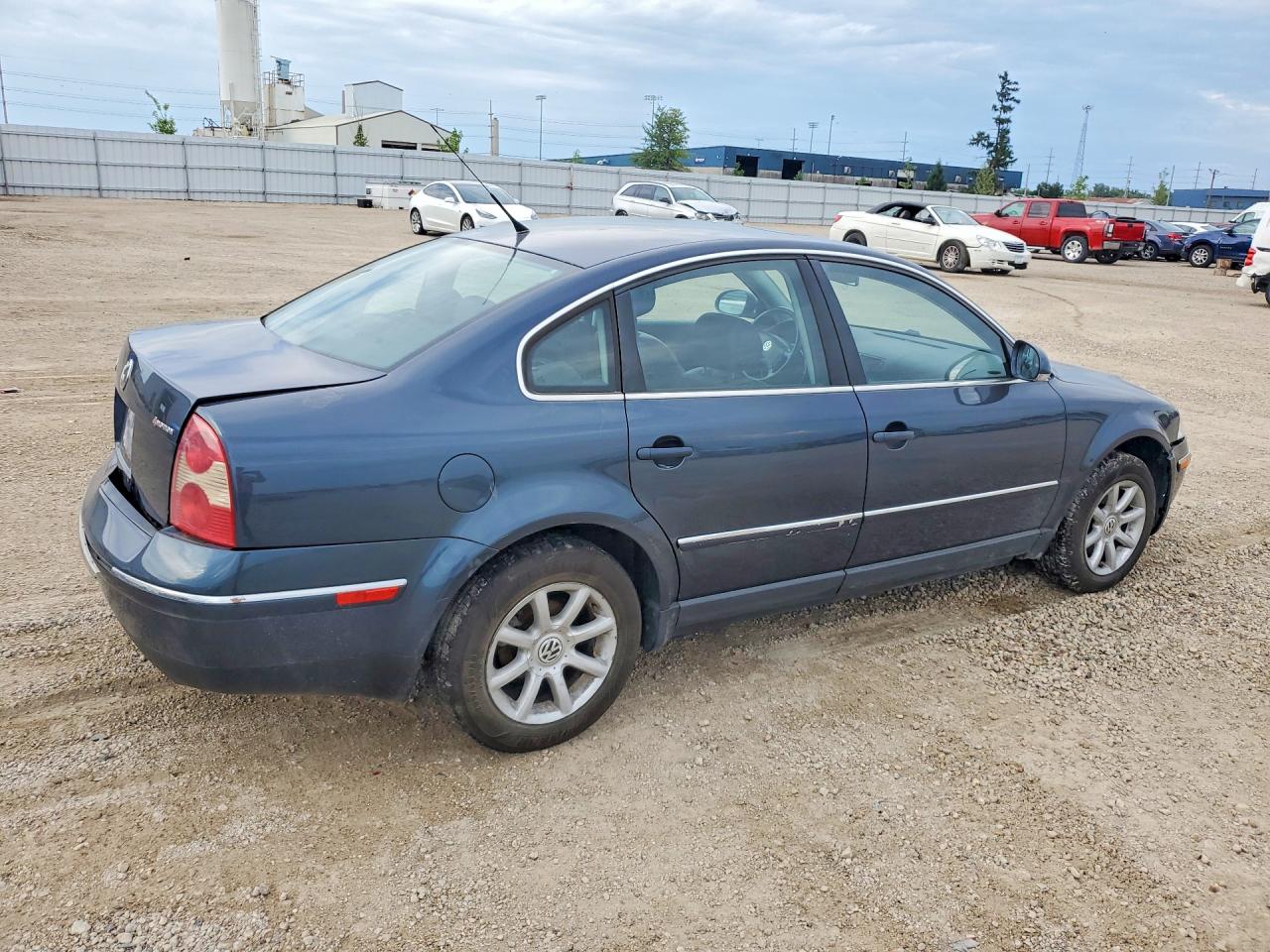 2004 Volkswagen Passat Gls Blue vin: WVWPD63B94E347001