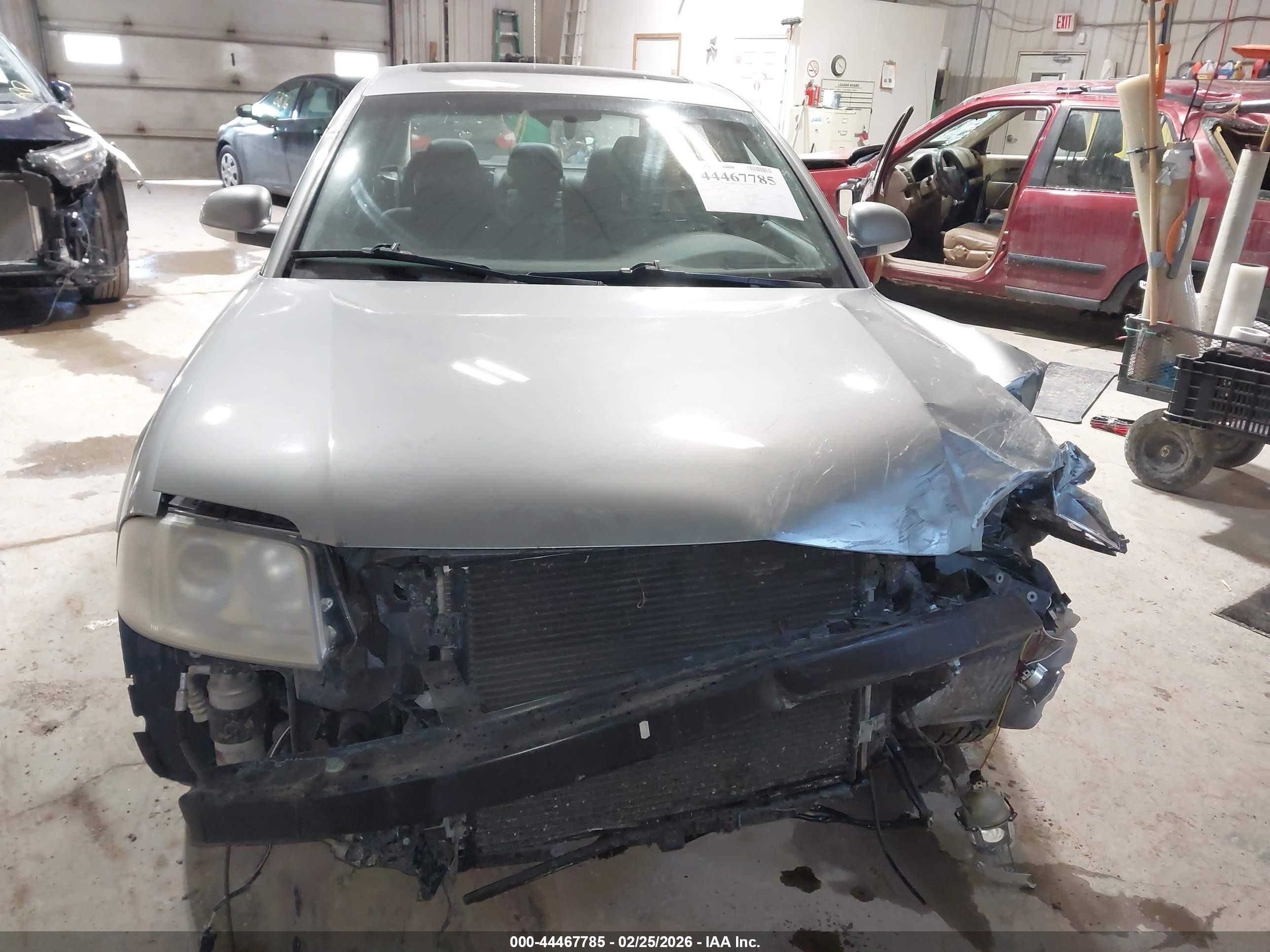 2004 Volkswagen Passat Gls Бирюзовый vin: WVWPD63B94P195872