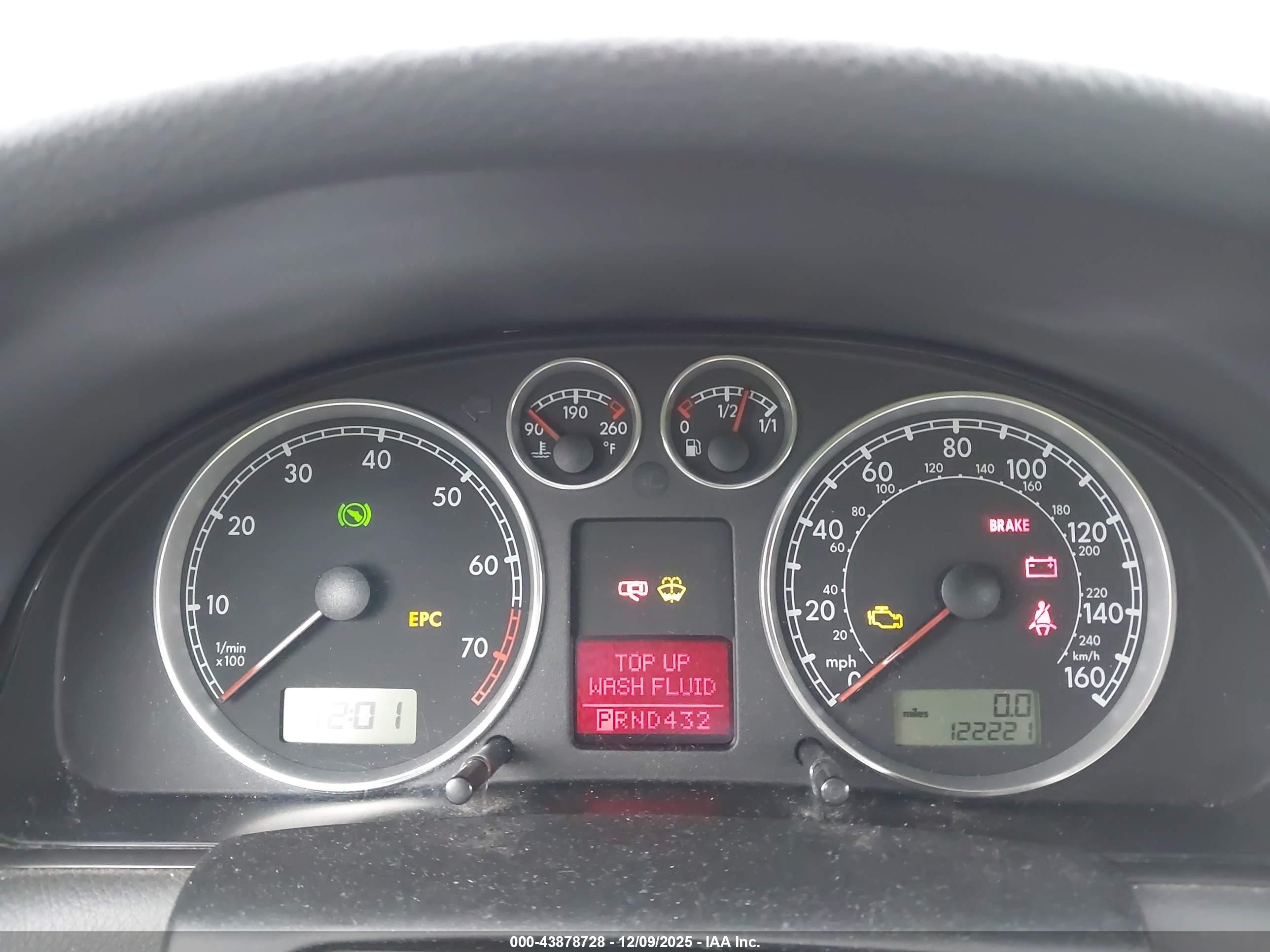 2004 Volkswagen Passat Gls Серебряный vin: WVWPD63B94P321020