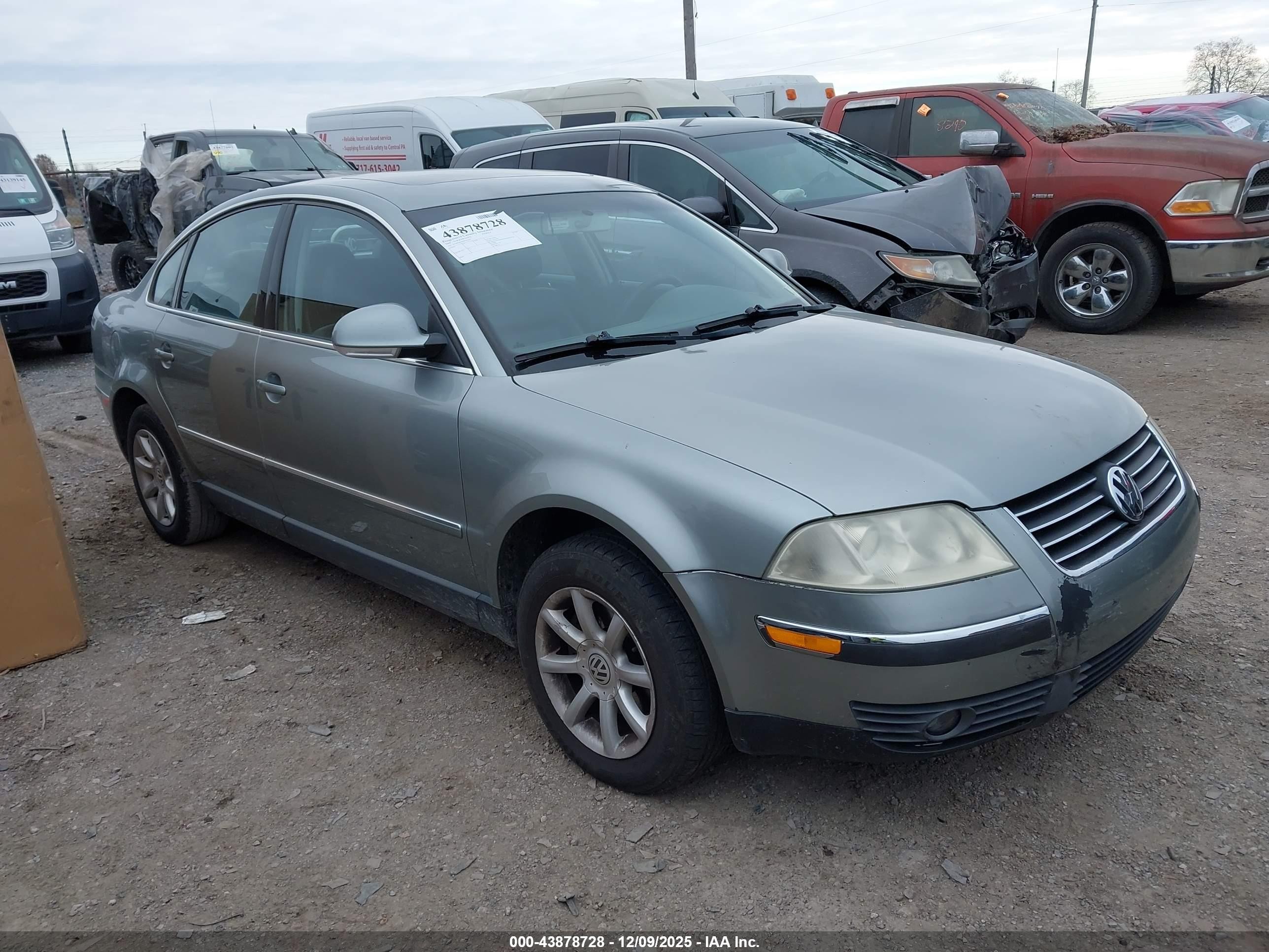 2004 Volkswagen Passat Gls Silver vin: WVWPD63B94P321020
