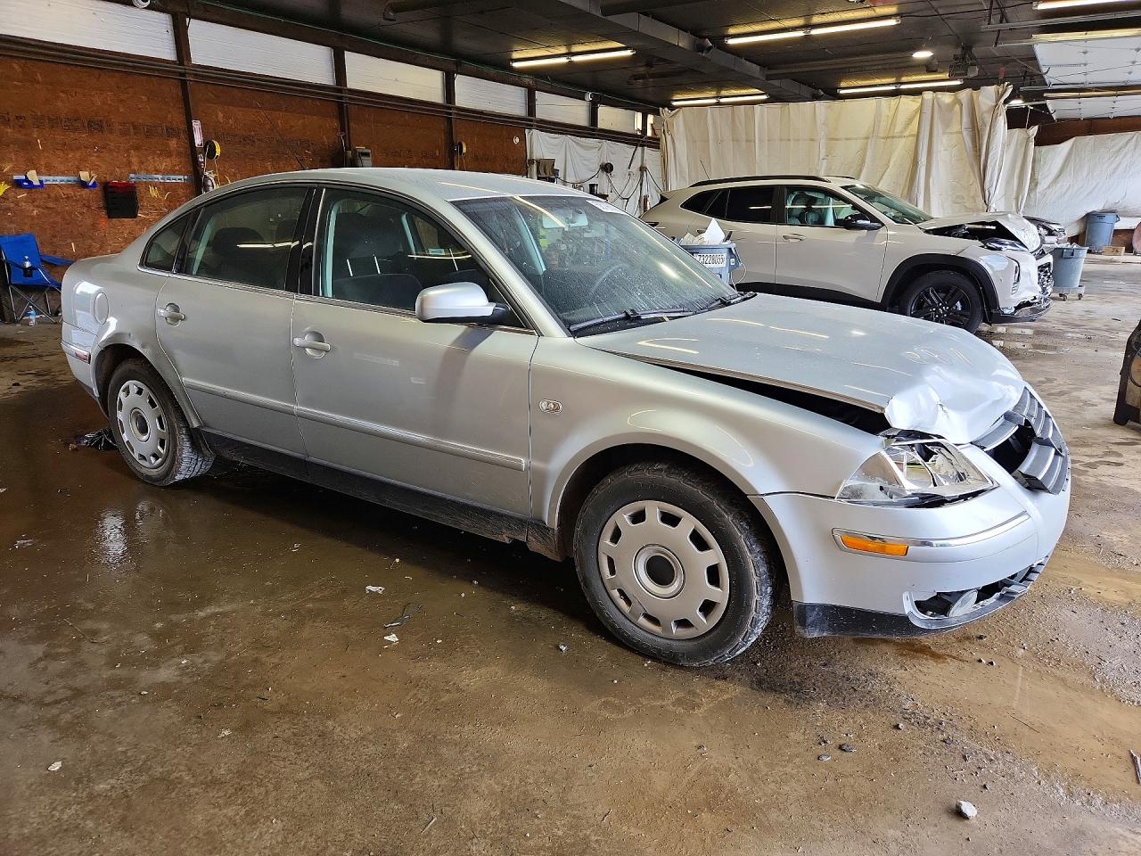 2002 Volkswagen Passat Gls Серебряный vin: WVWPD63BX2P349129