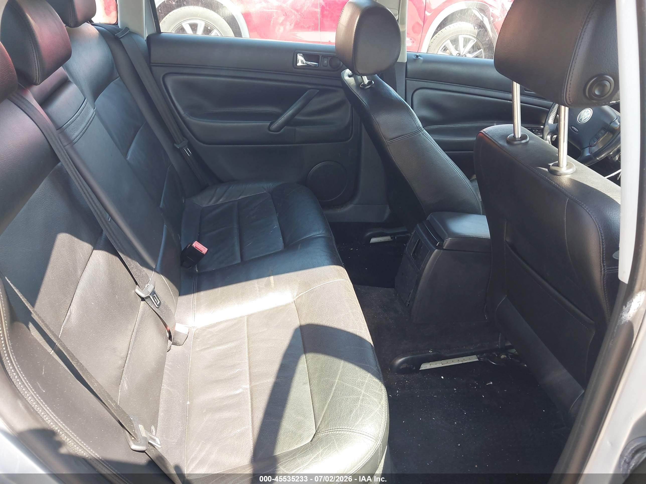 2003 Volkswagen Passat Gls Silver vin: WVWPD63BX3P437423